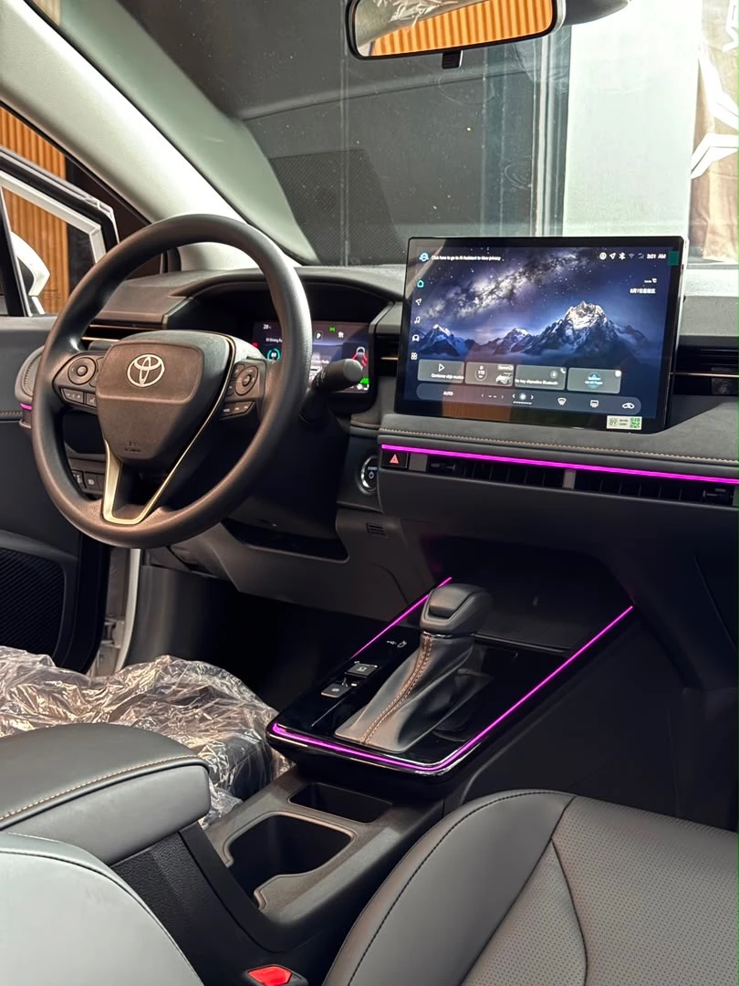 2026 Toyota Corolla HEV — foto 8
