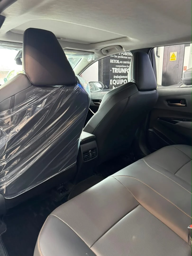 2026 Toyota Corolla HEV — foto 13