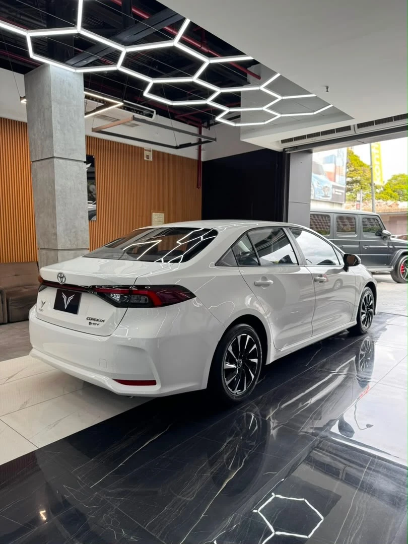 2026 Toyota Corolla HEV — foto 18