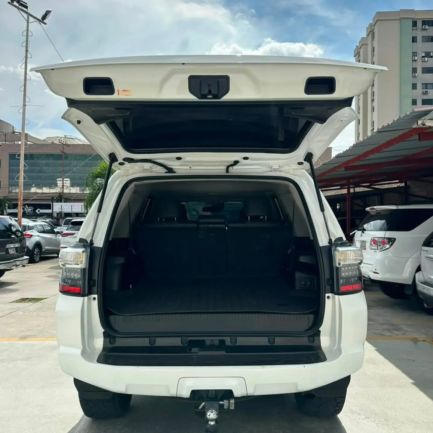 2022 Toyota 4Runner SR5 — foto 7
