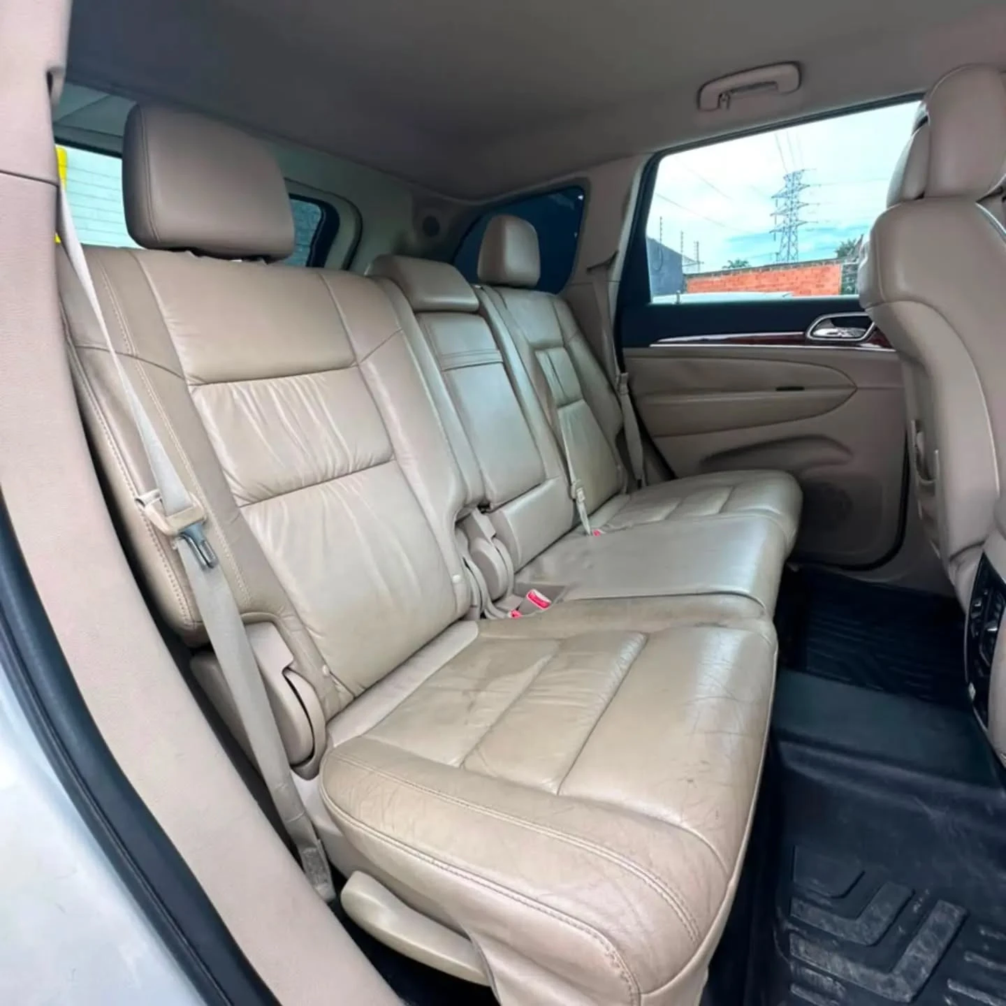 2012 Jeep Grand Cherokee Limited — foto 2