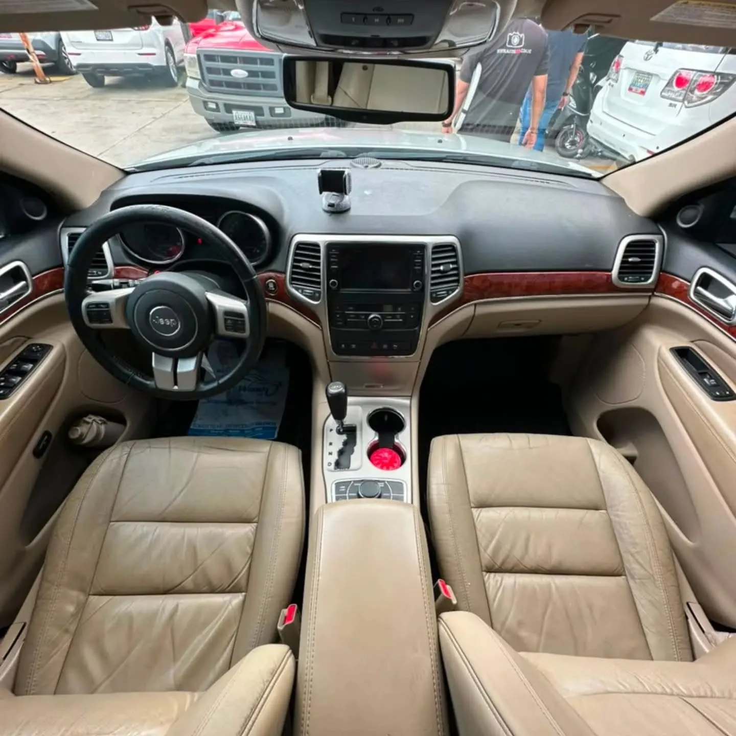 2012 Jeep Grand Cherokee Limited — foto 6