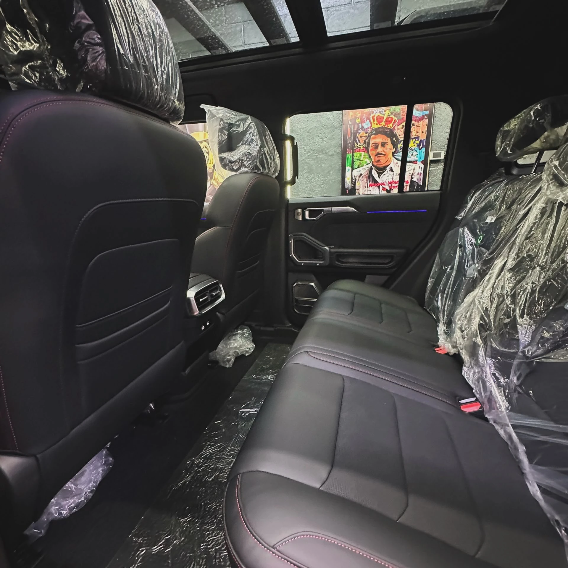2025 Jetour Traveller En otros mercados) — foto 18