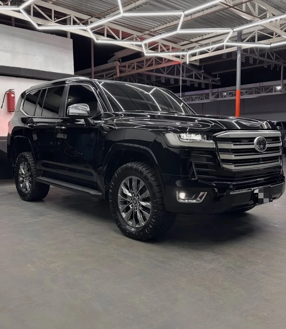 2022 Toyota Land Cruiser