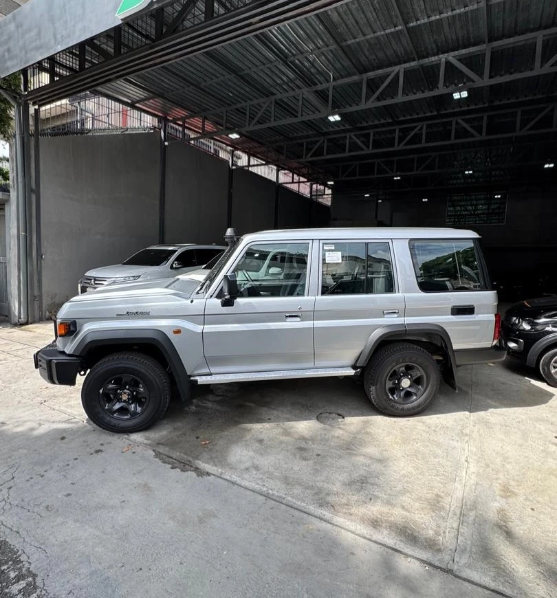 2026 Toyota Land Cruiser 70 Series — foto 2