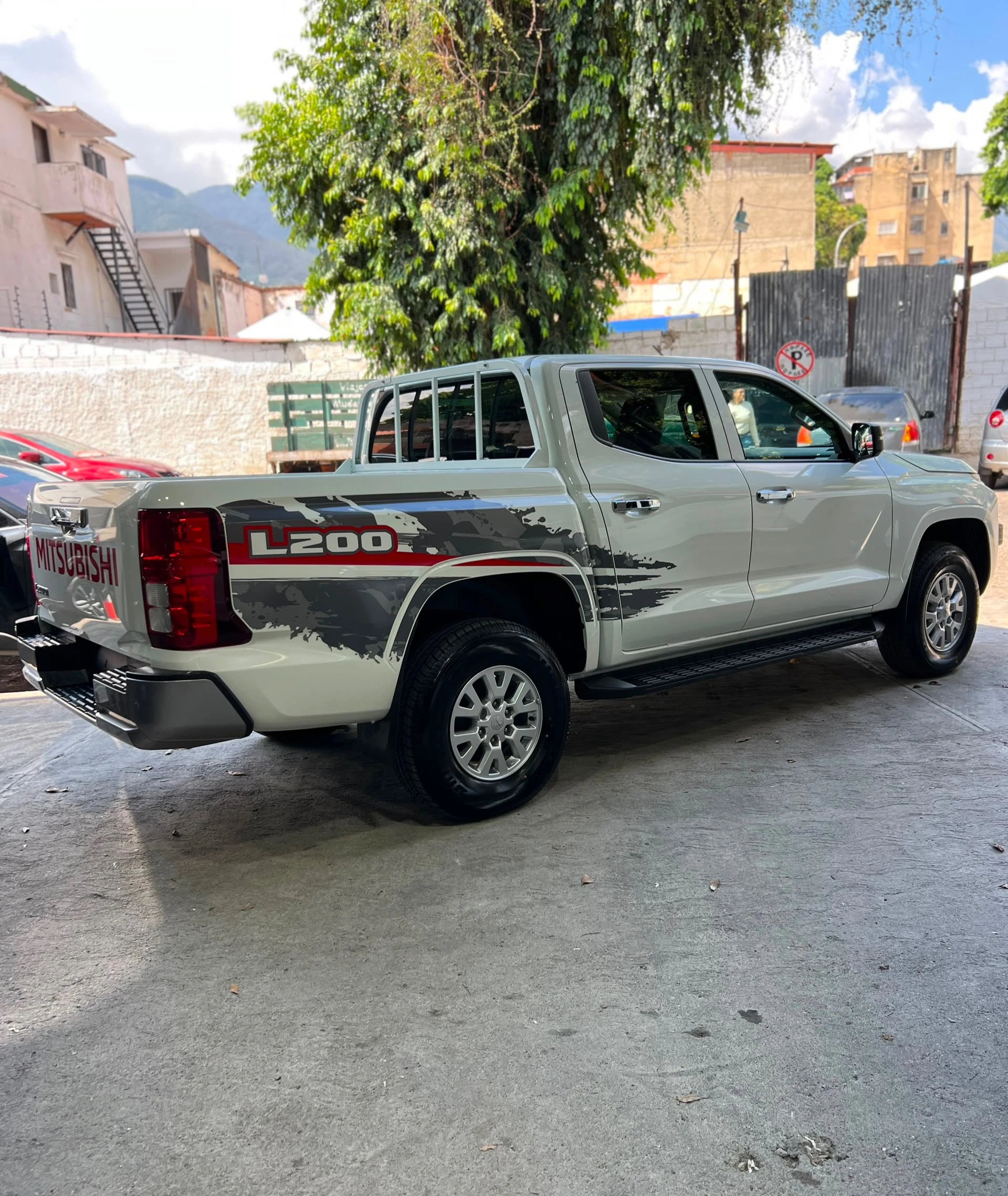 2026 Mitsubishi L200 — foto 2