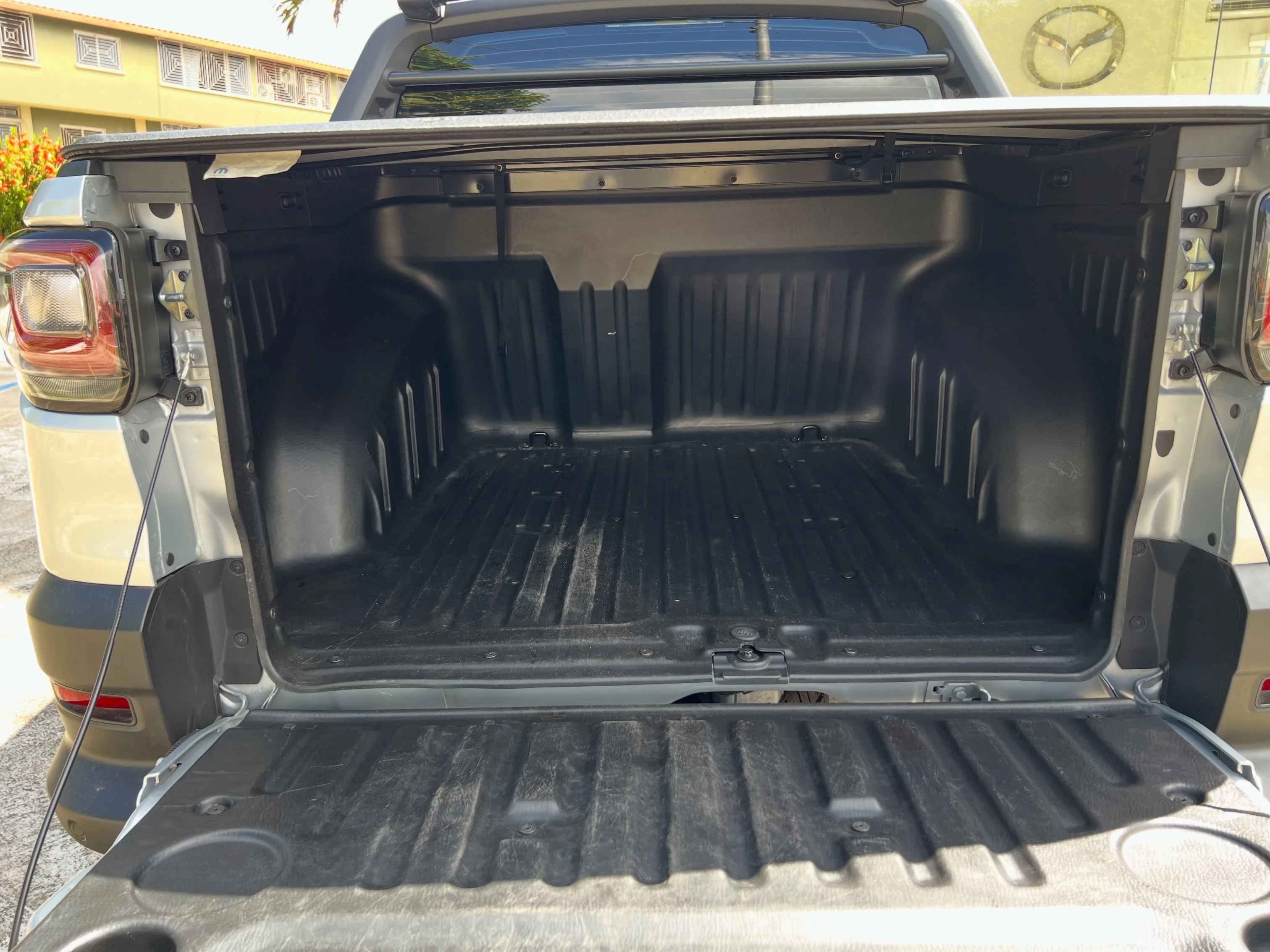 2026 RAM 700 — foto 3