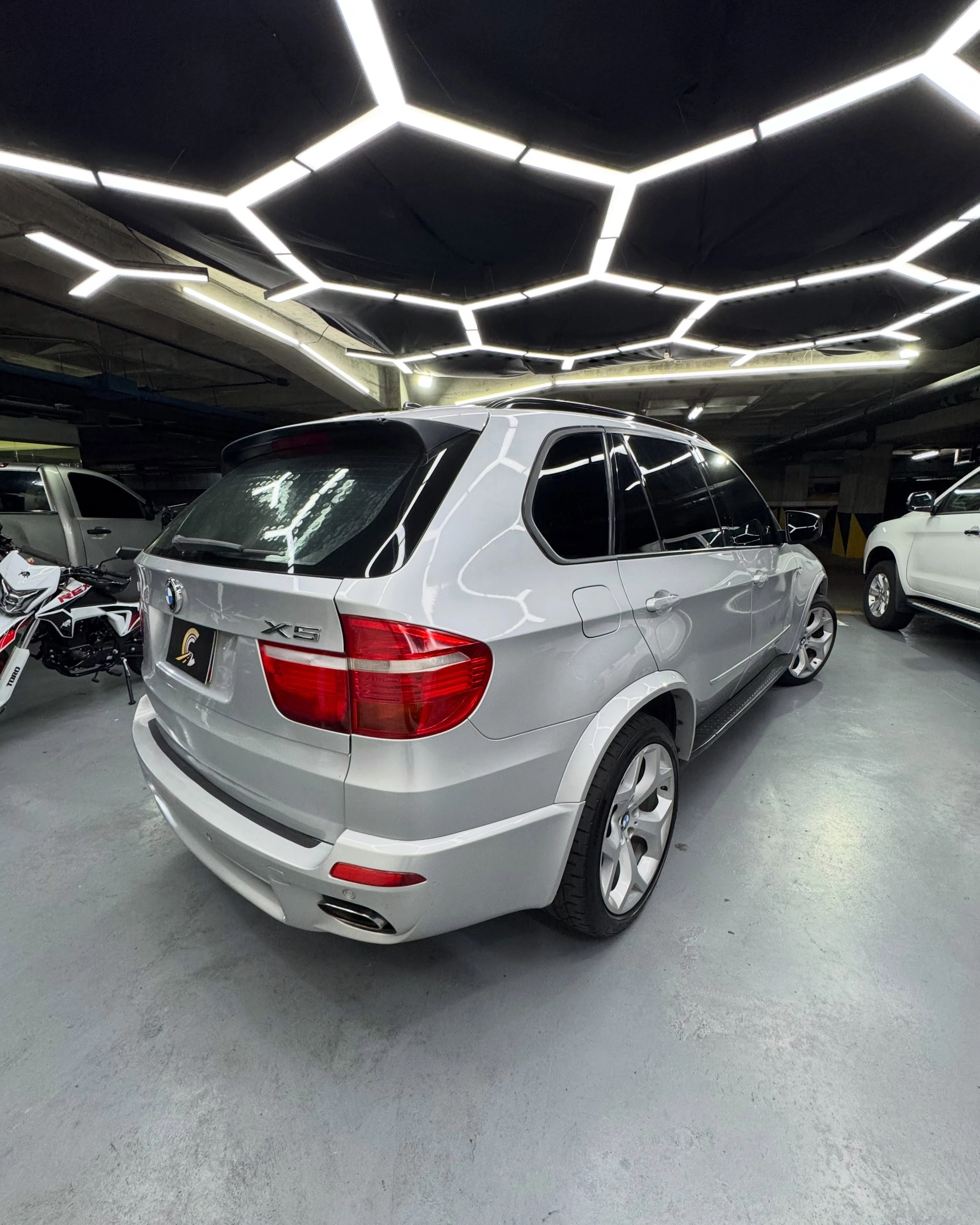 2008 BMW X5 4.8i — foto 4