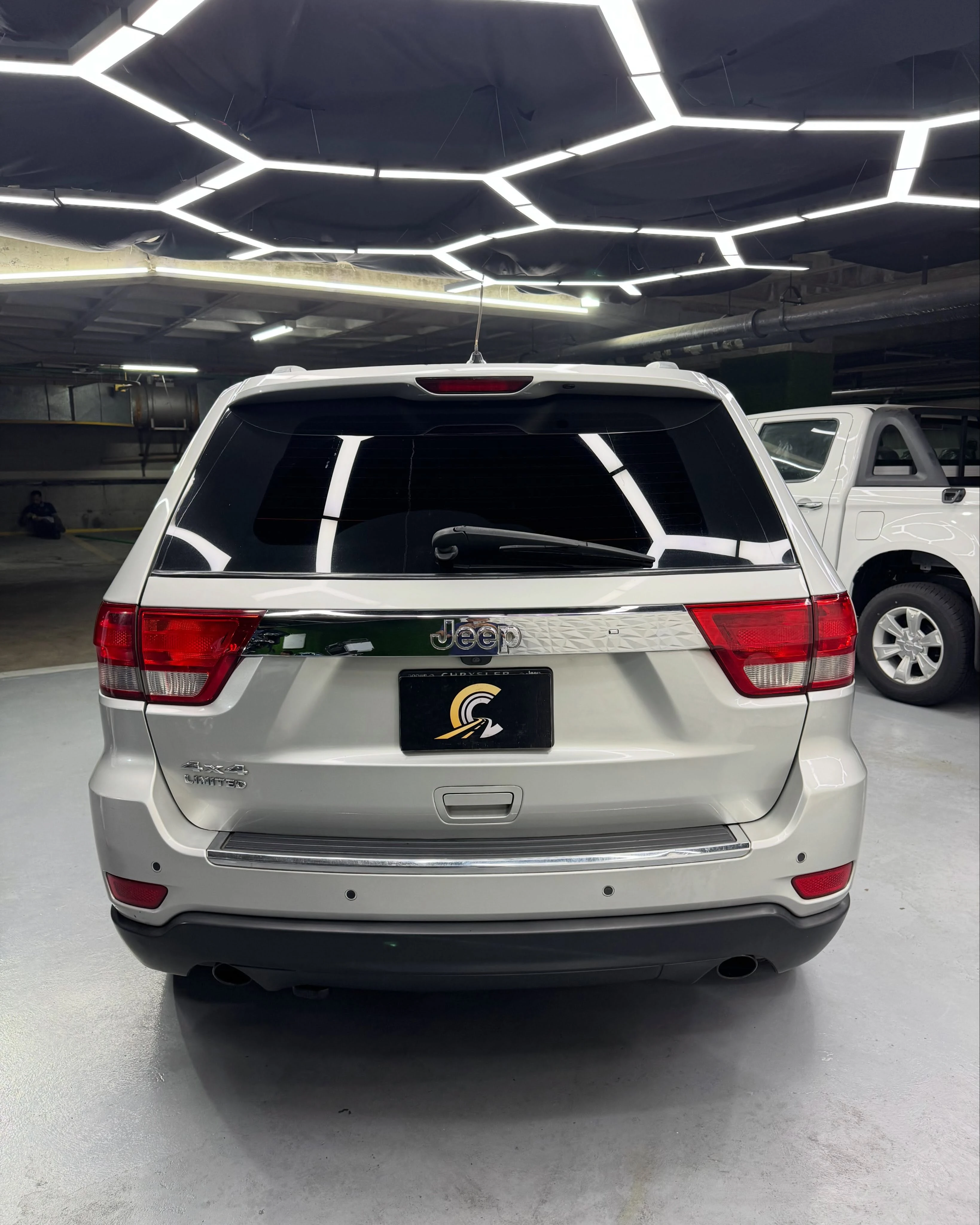 2011 Jeep Grand Cherokee Limited — foto 2