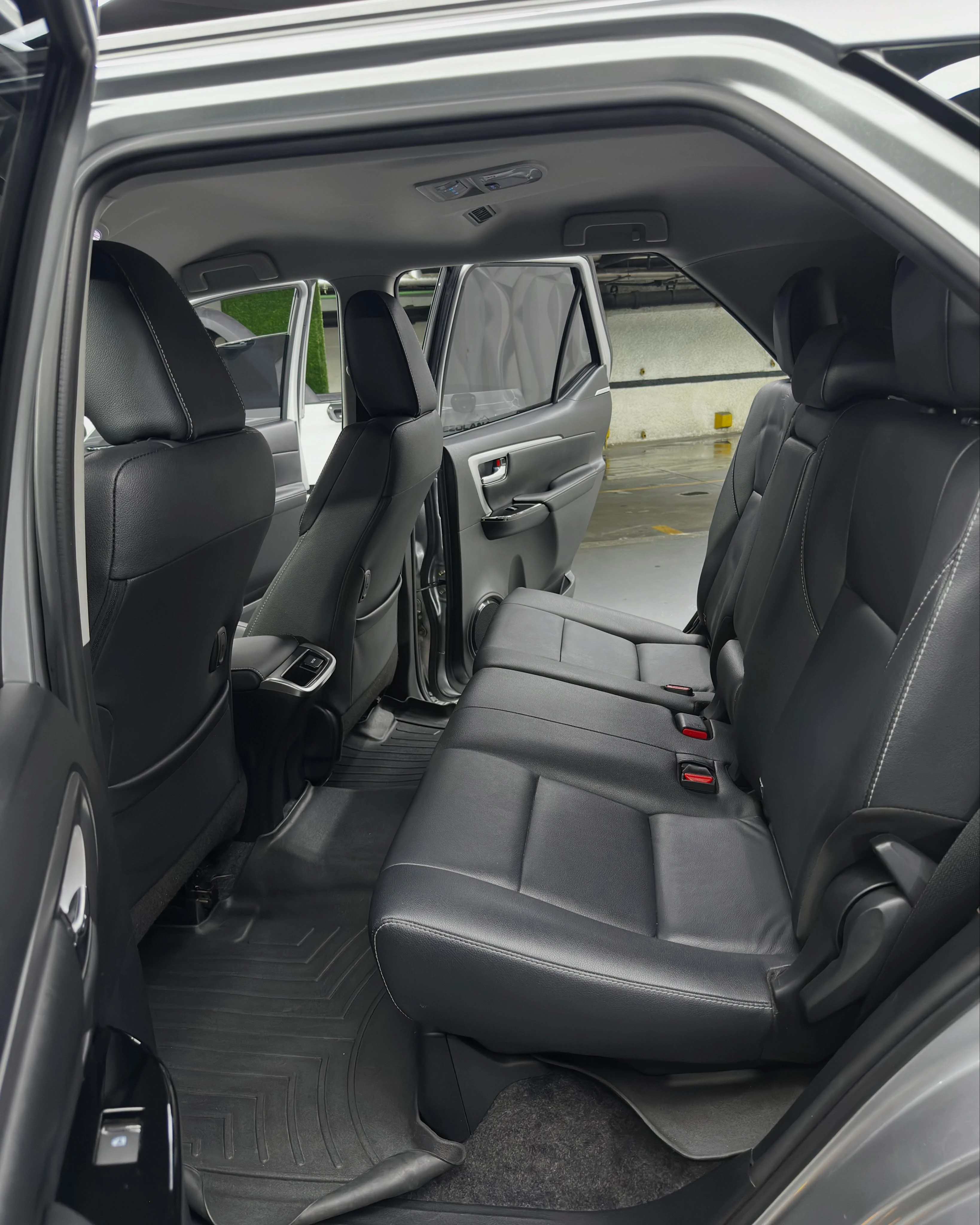 2024 Toyota Fortuner SW4 v6 — foto 4