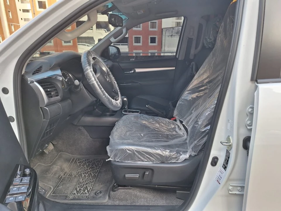 2025 Toyota Pick-Up 4.0 — foto 2