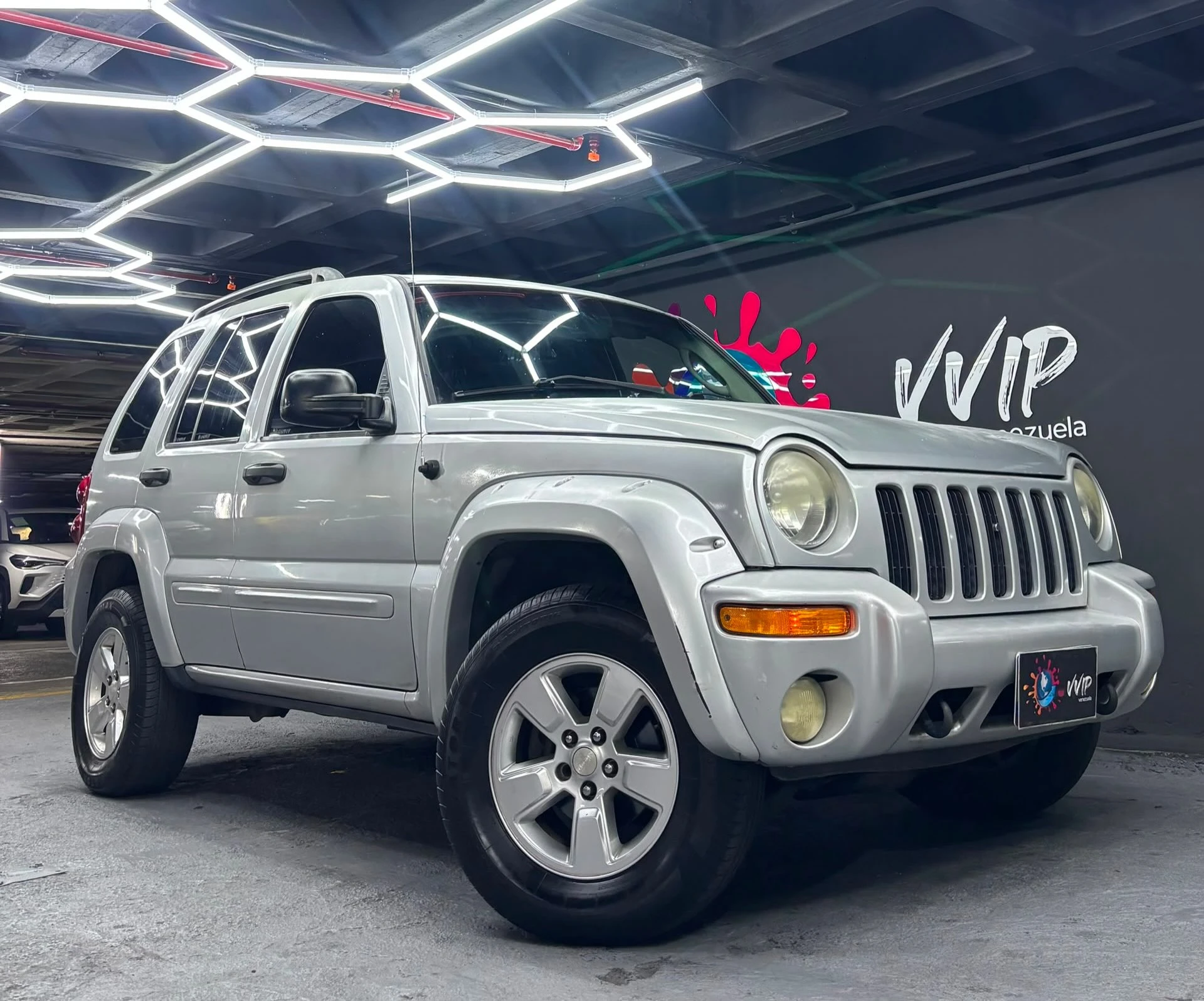 2004 Jeep Cherokee Liberty — photo 15