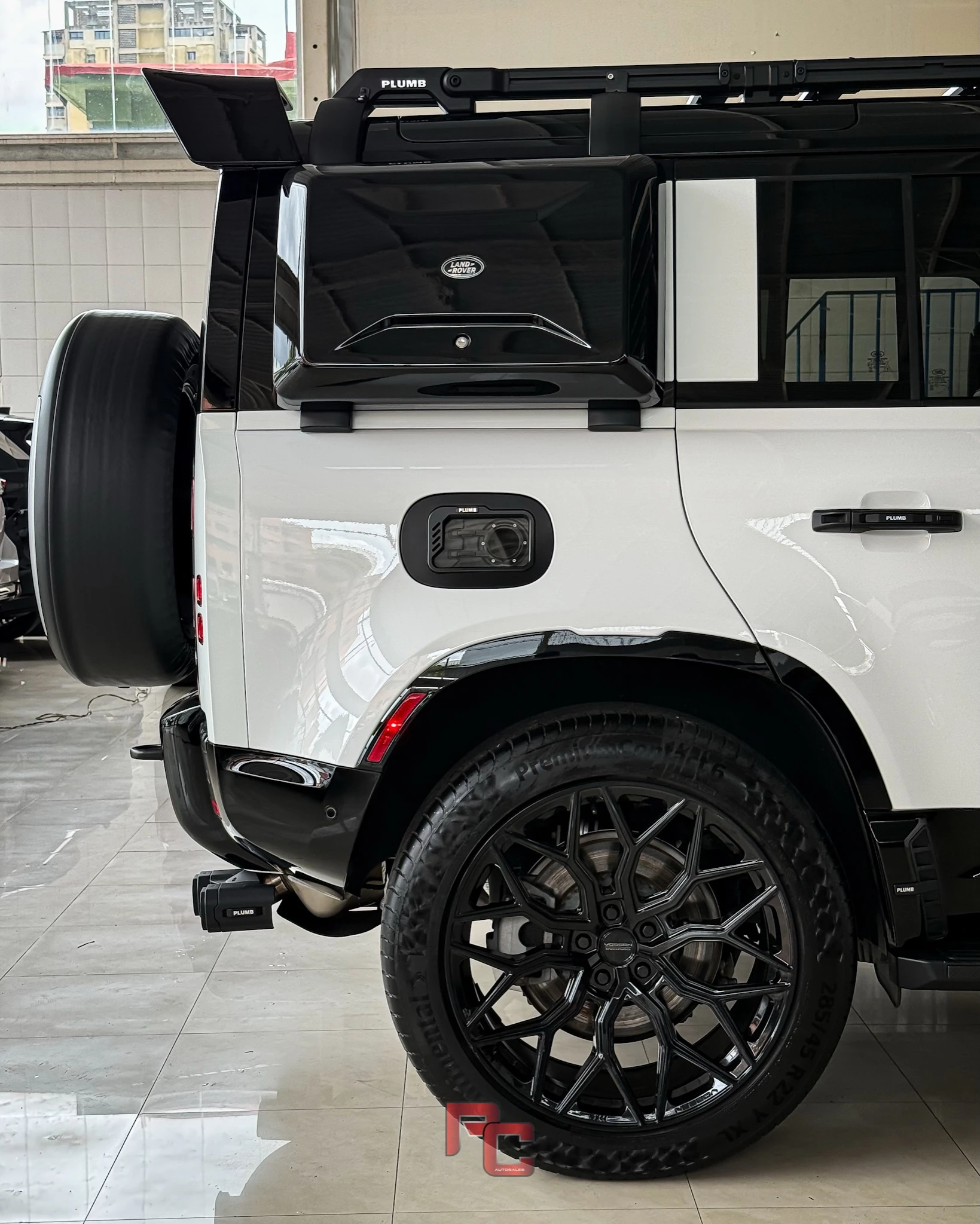 2022 Land Rover Defender P-400 P400 SE — foto 3