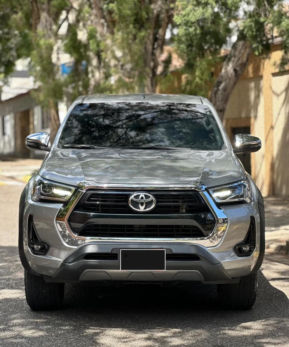 2024 Toyota Hilux V6 4.0L — foto 4