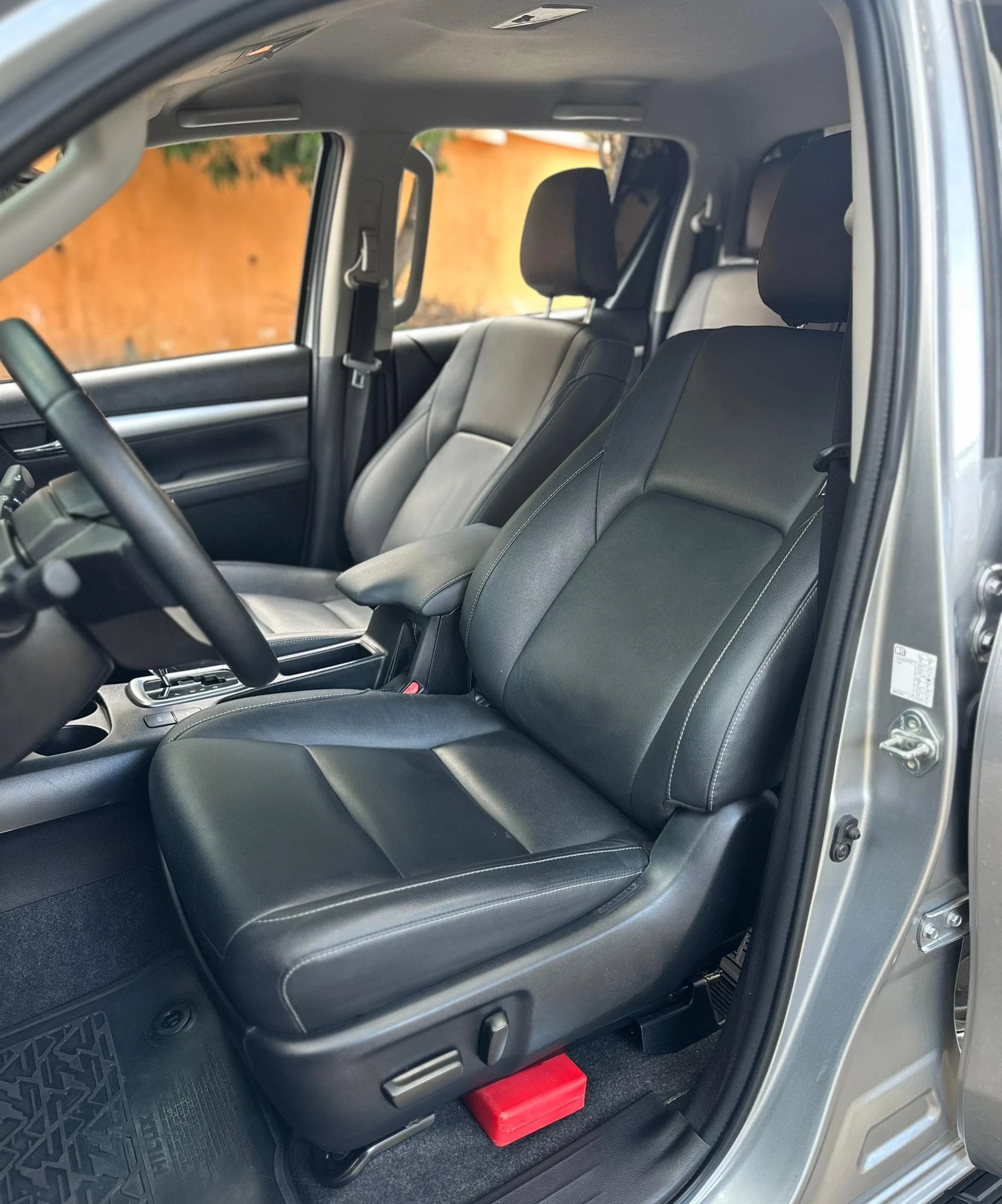 2024 Toyota Hilux V6 4.0L — foto 6