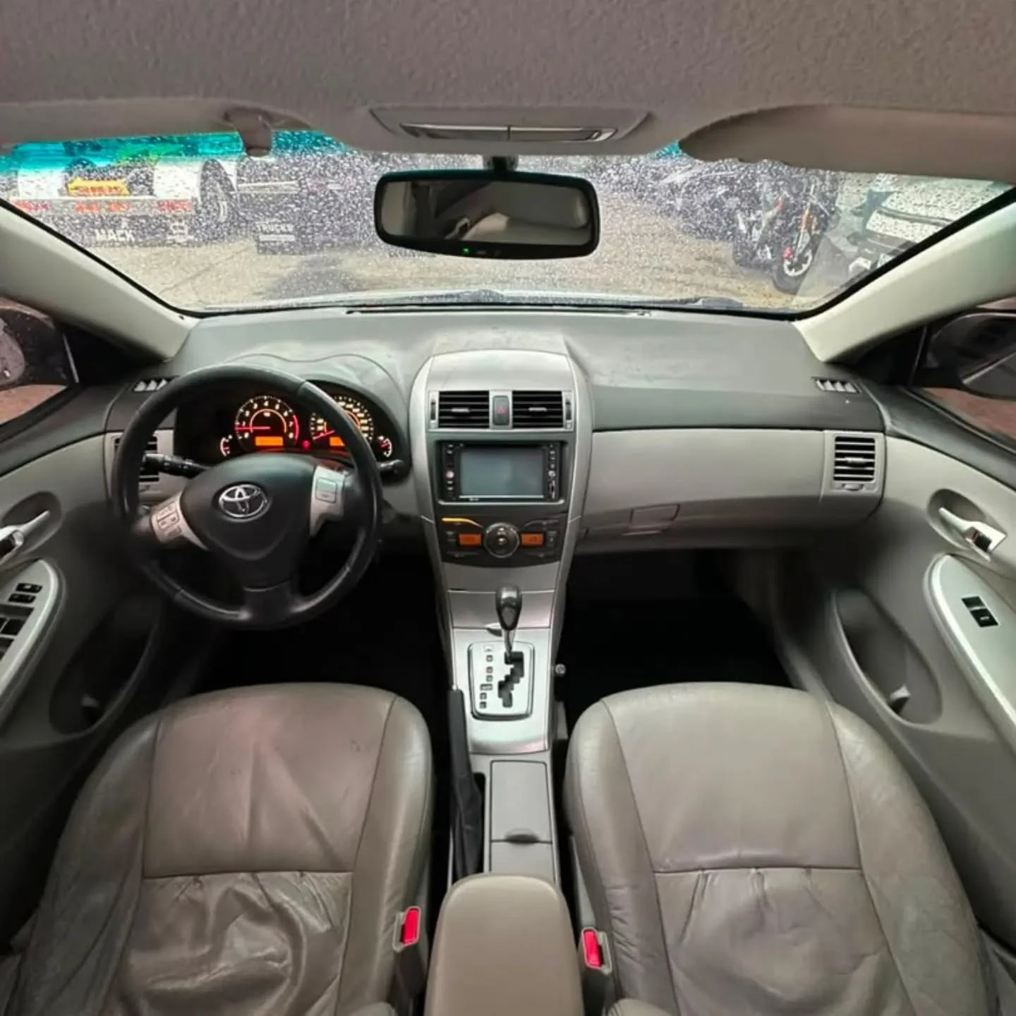 2011 Toyota Corolla GLI Aniversario — foto 5