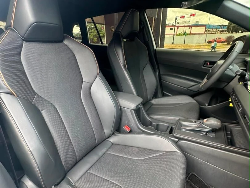 2025 Toyota Corolla Cross Élite — foto 11