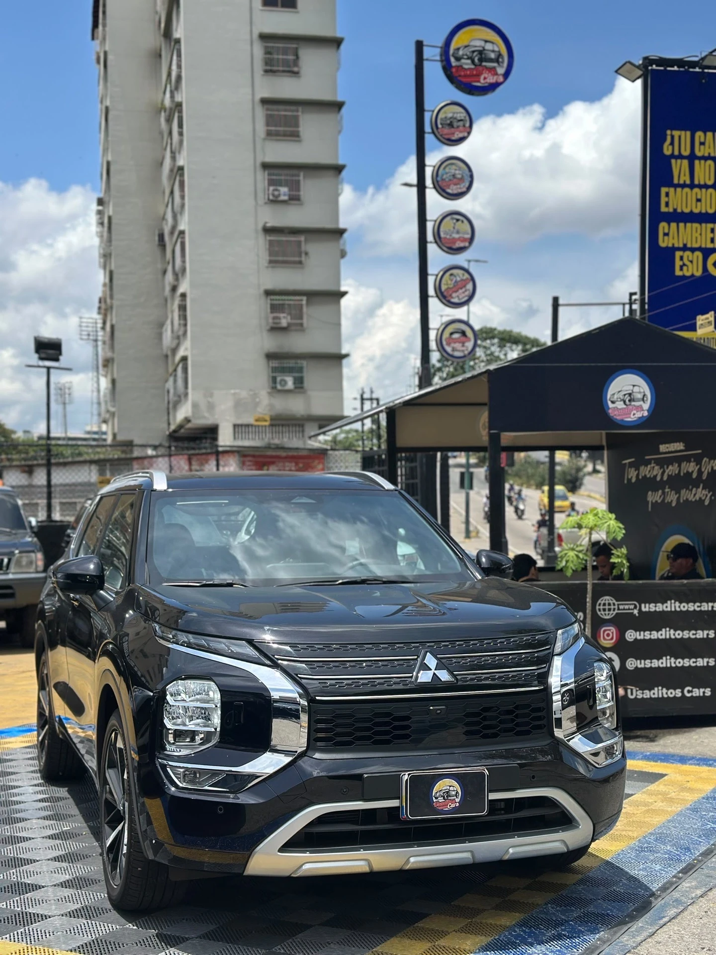 2025 Mitsubishi Outlander