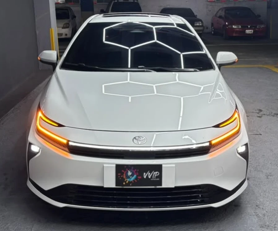 2026 Toyota Corolla 1.8 híbrido — foto 2