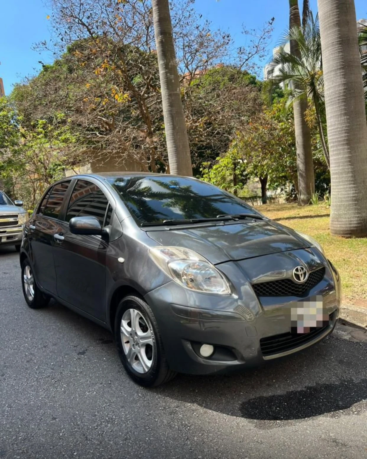 2011 Toyota Yaris — foto 2
