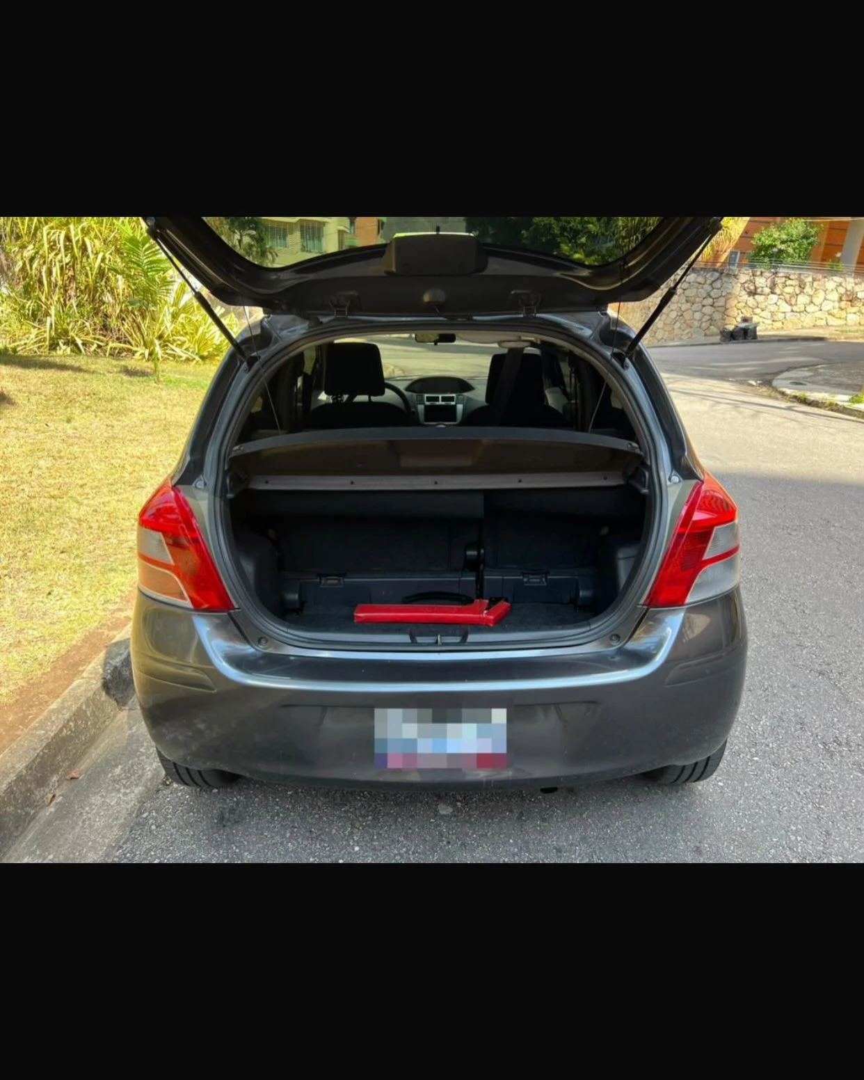 2011 Toyota Yaris — foto 9