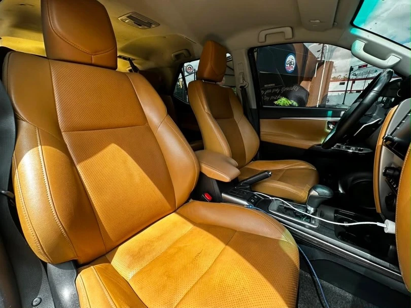 2021 Toyota Fortuner DUBAI BLACK EDITION S — foto 7