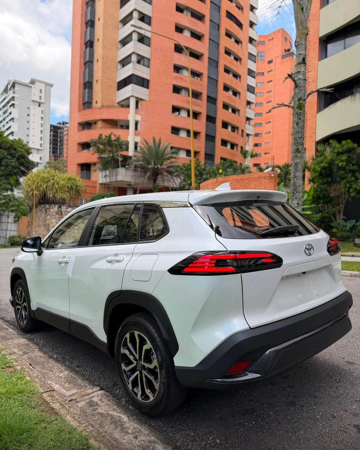2026 Toyota Frontlander — foto 4