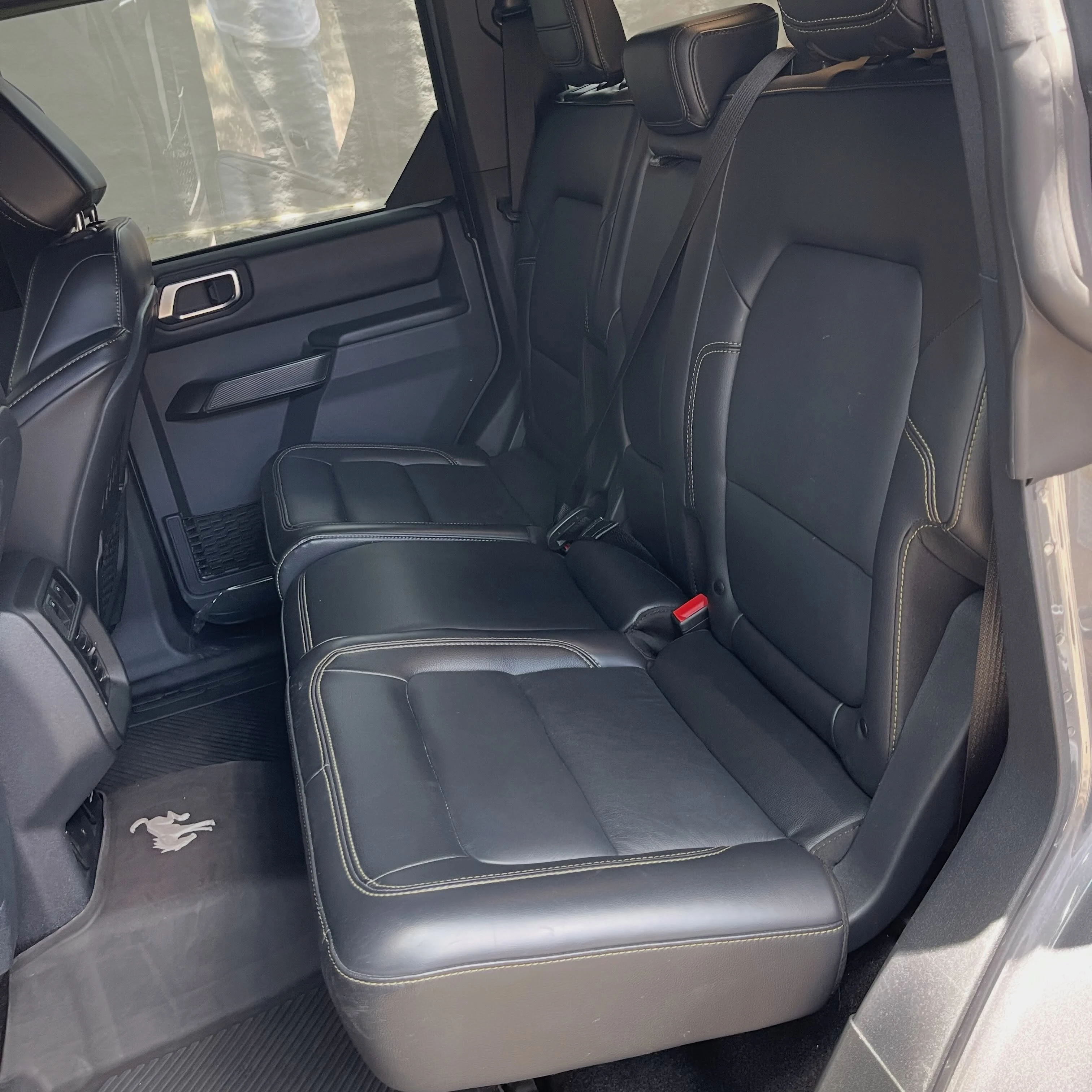 2025 Ford Bronco Badlands — foto 8