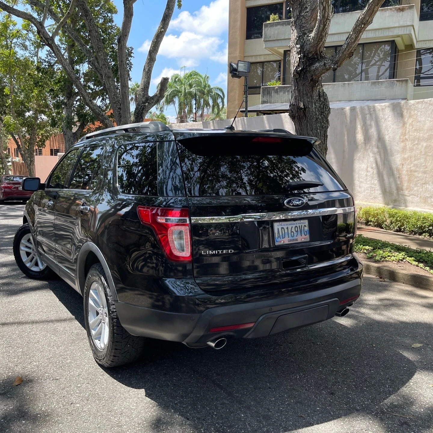 2012 Ford Explorer Limited — foto 5