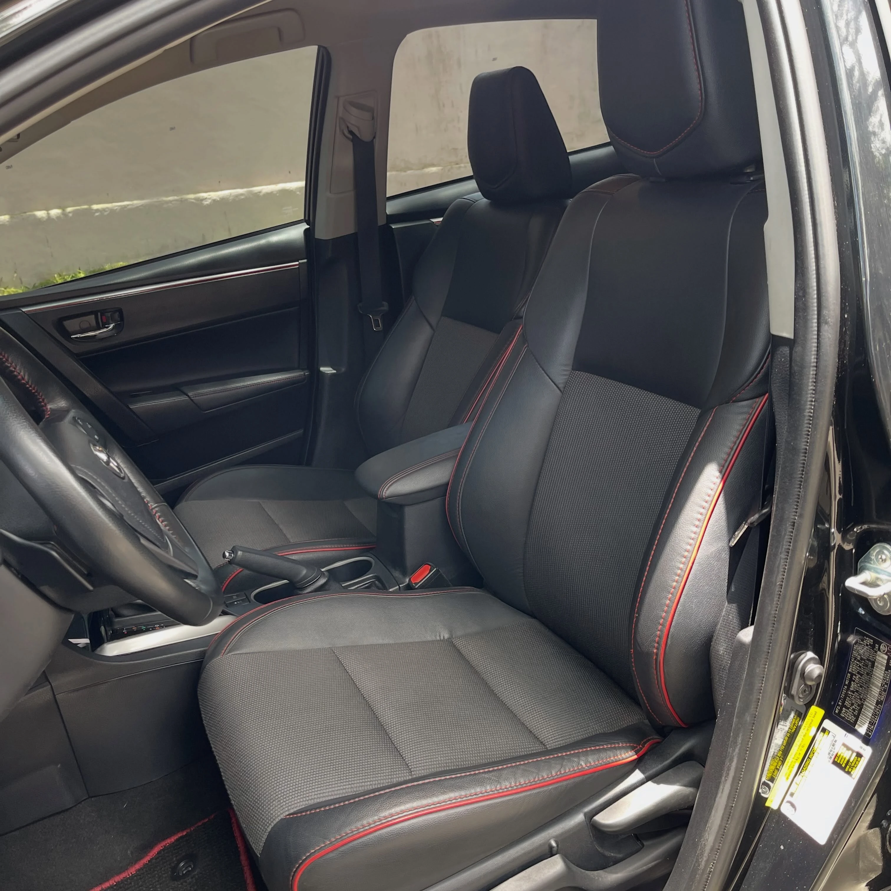2016 Toyota Corolla S Special Edition — foto 9