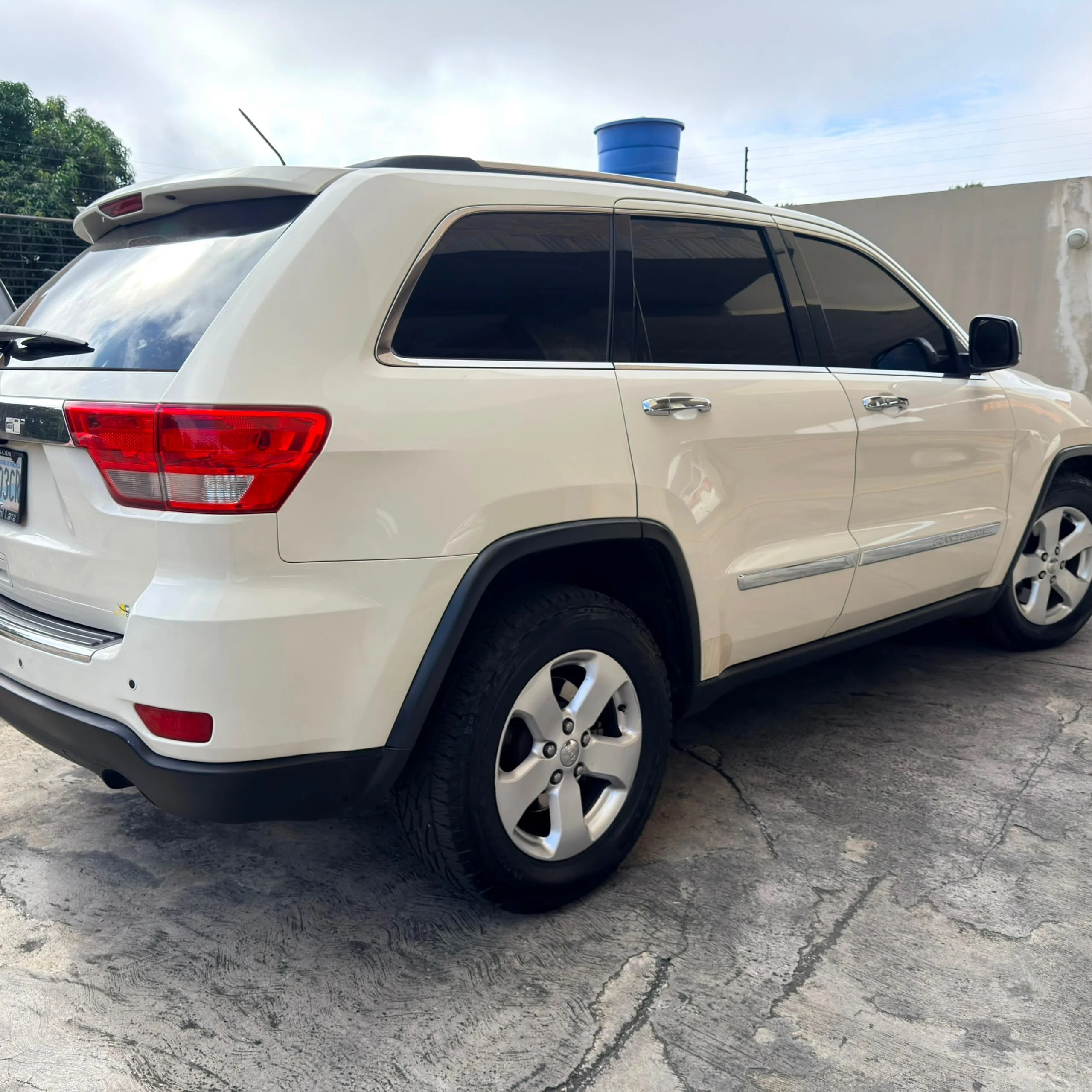 2013 Jeep Grand Cherokee Limited — foto 3