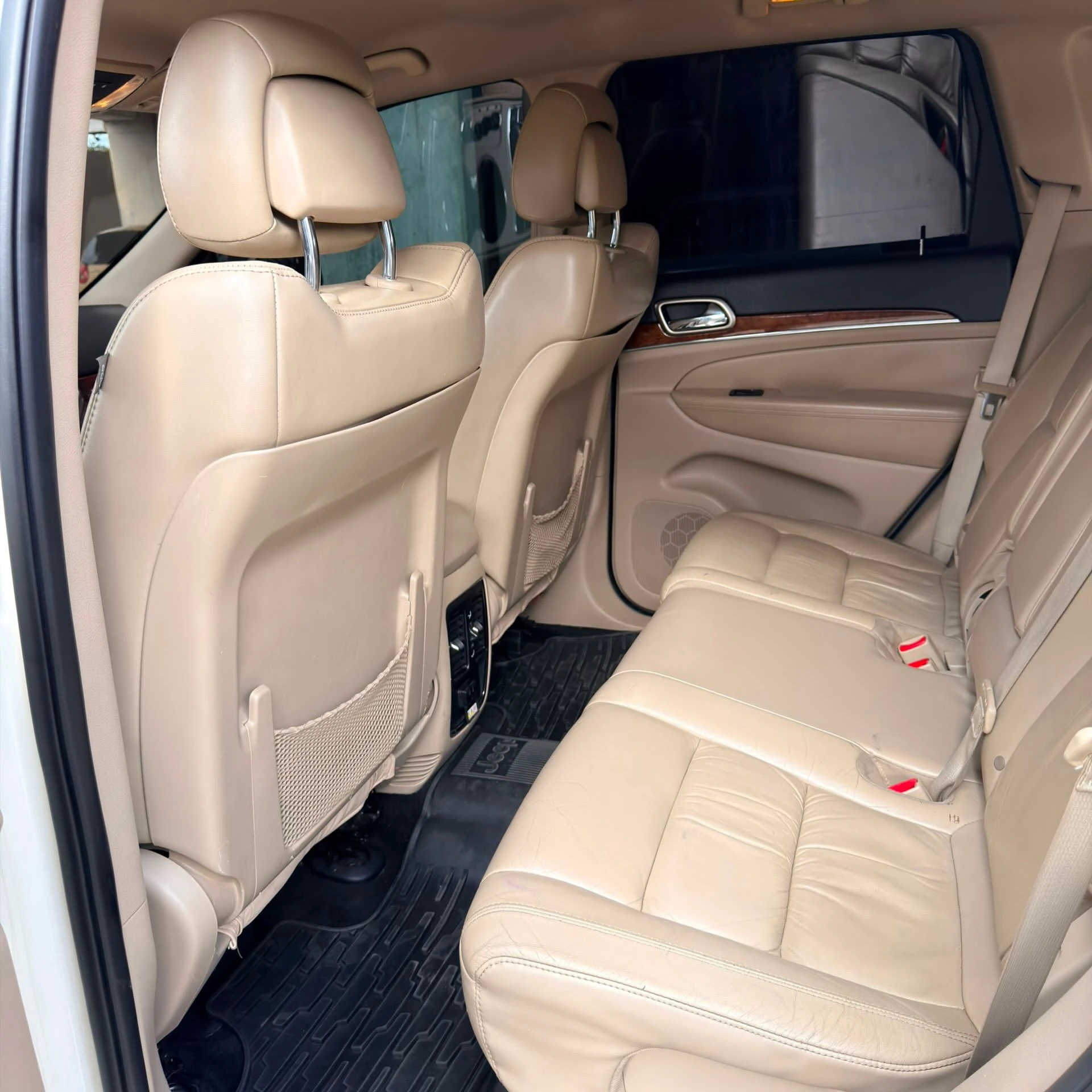 2013 Jeep Grand Cherokee Limited — foto 6