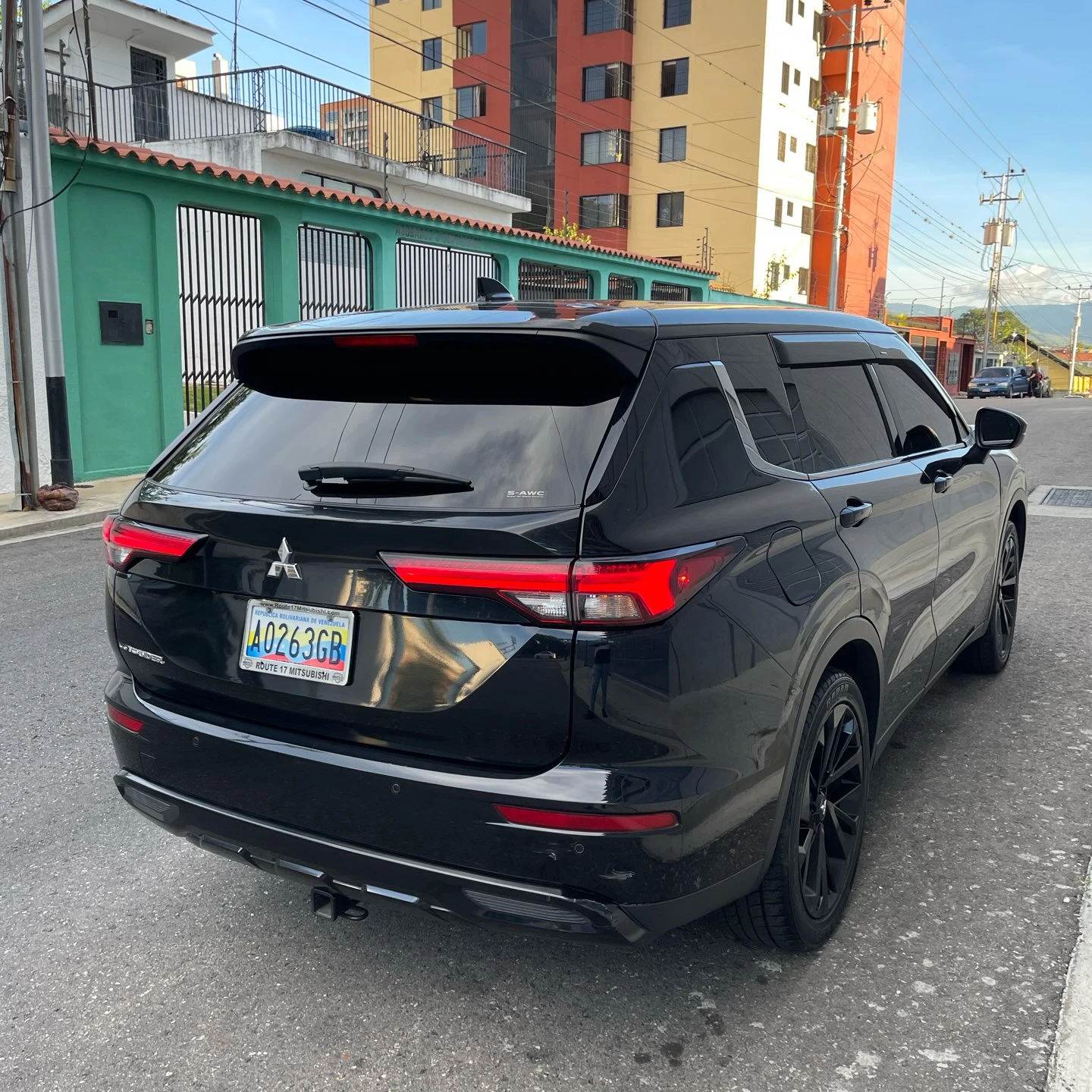 2022 Mitsubishi Outlander Black Edition — foto 4