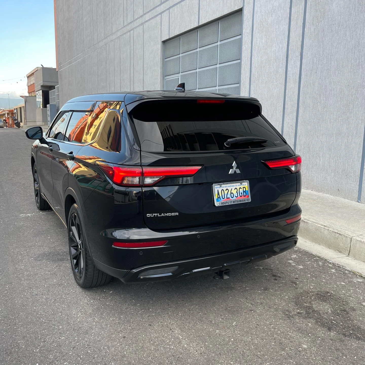 2022 Mitsubishi Outlander Black Edition — foto 5