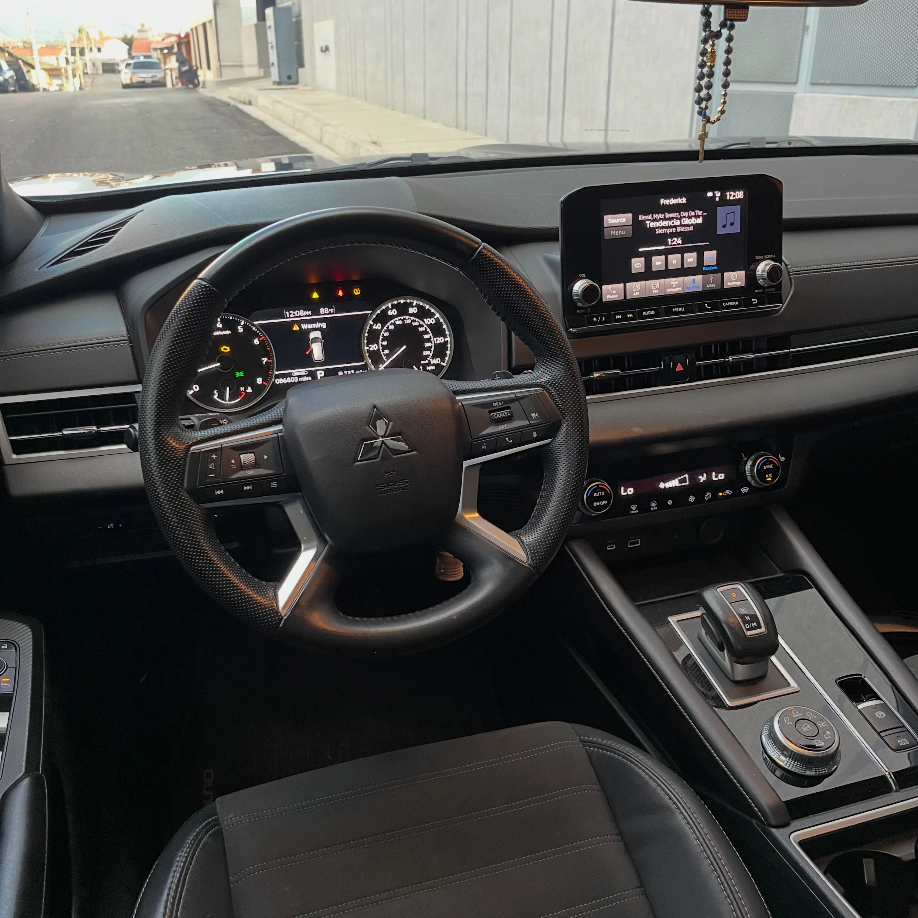 2022 Mitsubishi Outlander Black Edition — foto 11