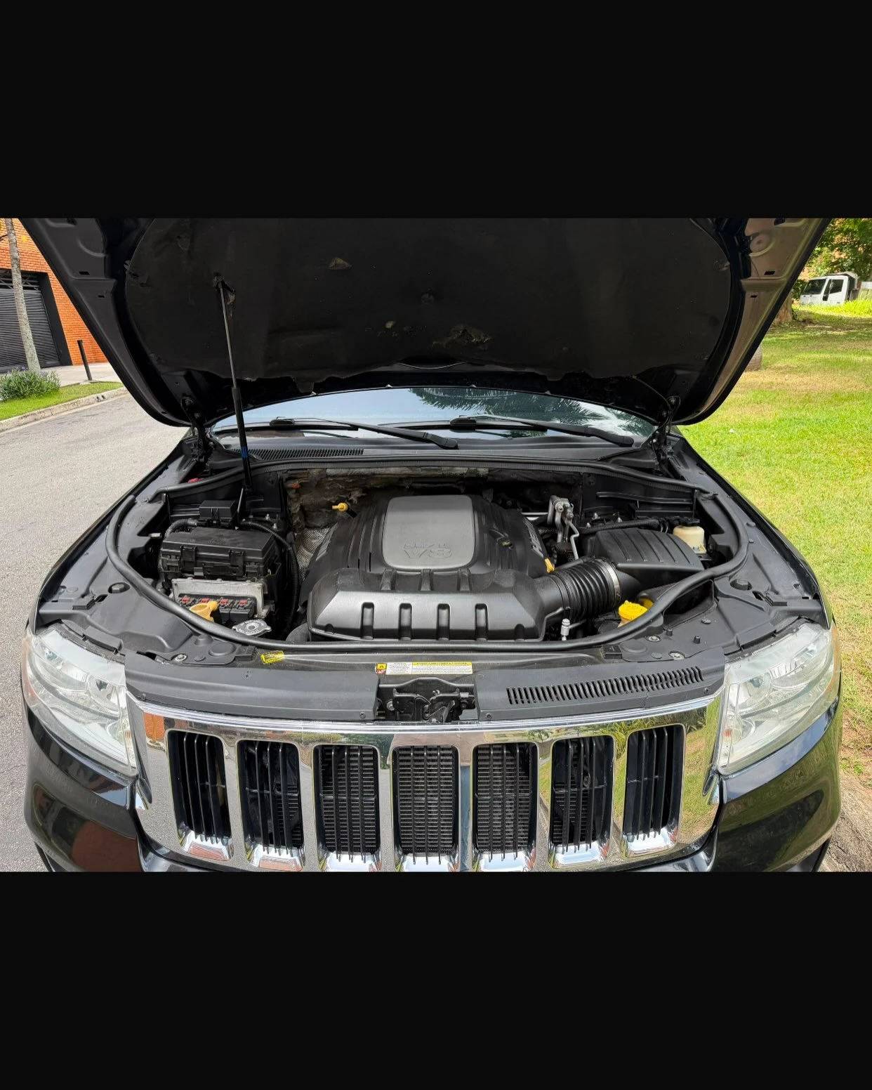 2012 Jeep Grand Cherokee Limited — foto 13