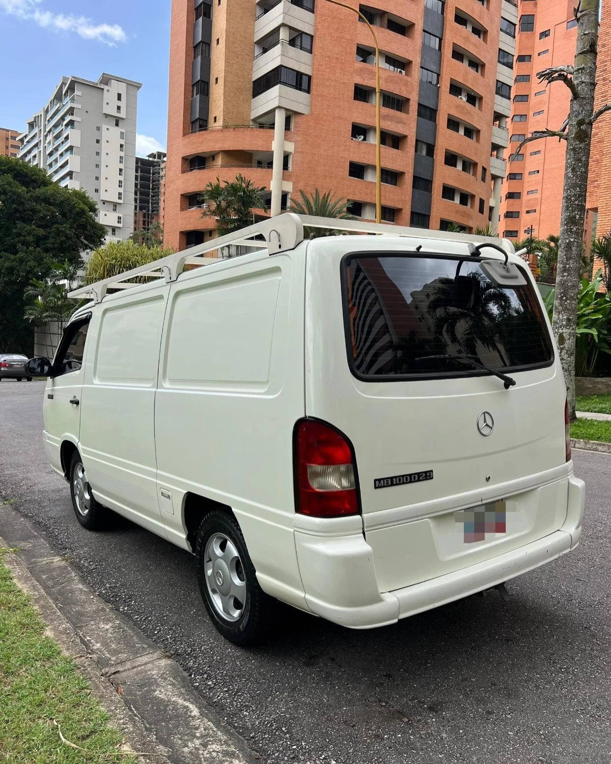 1999 Mercedes-Benz Vito MB 100 — foto 4