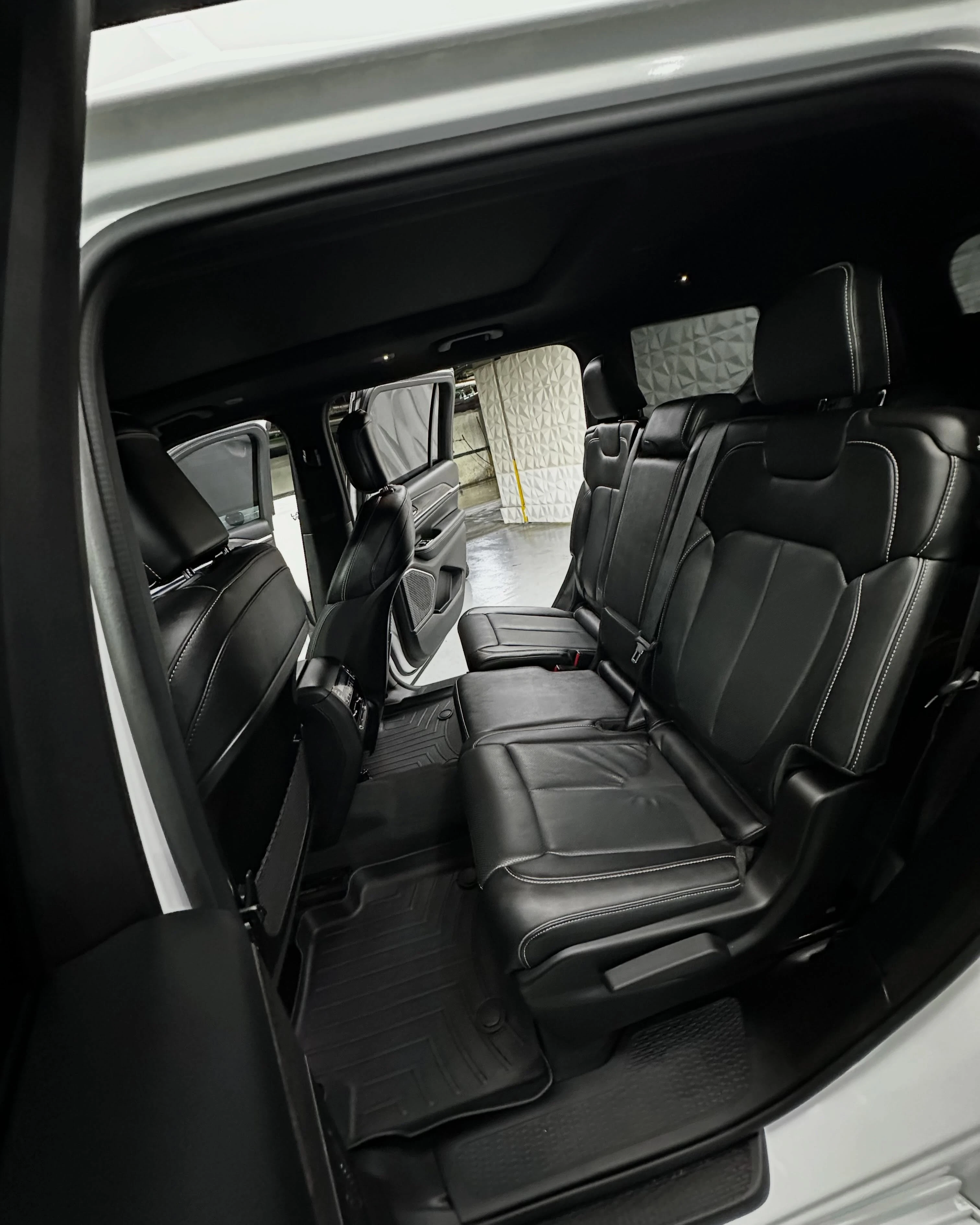 2023 Jeep Cherokee Overland — foto 3