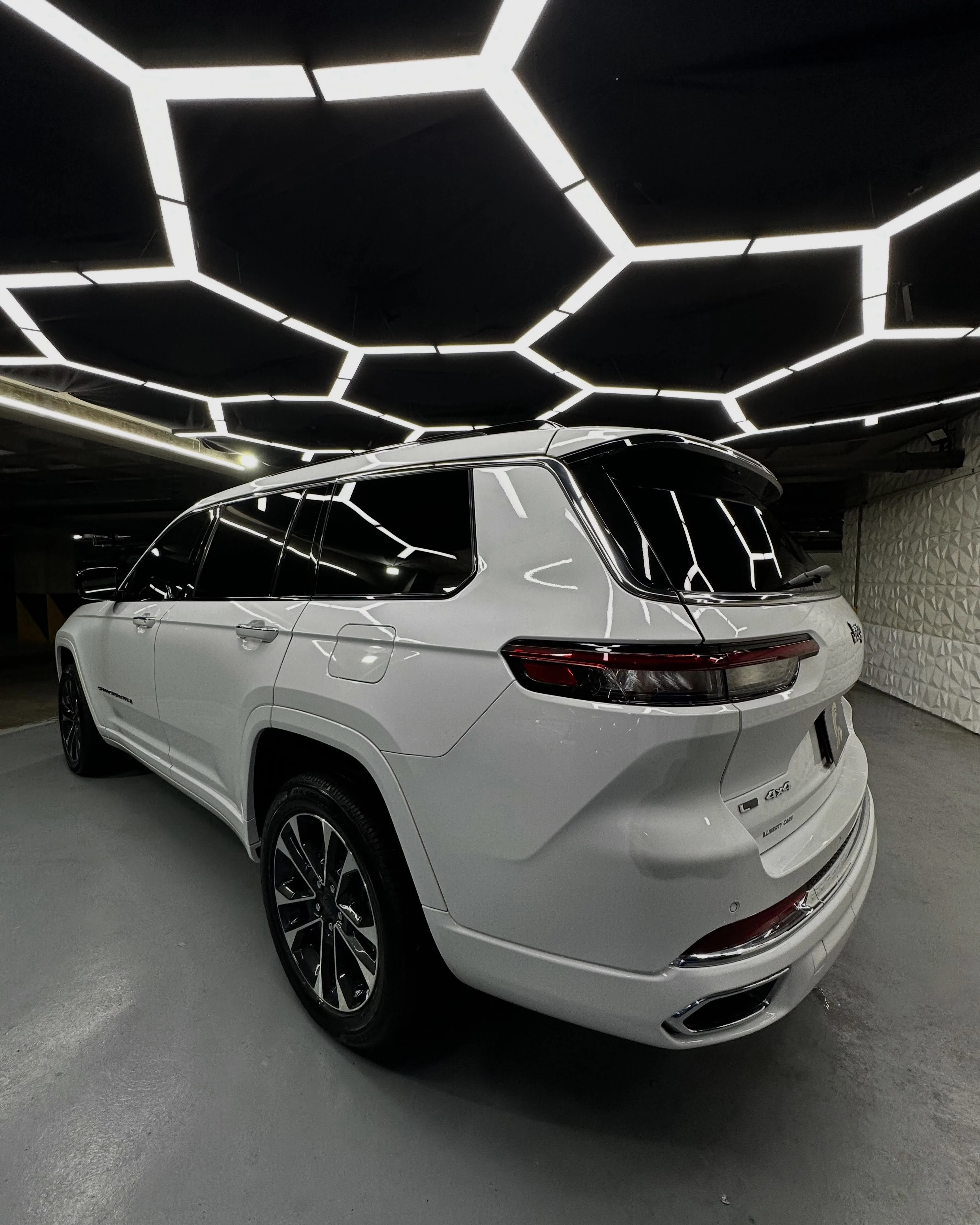2023 Jeep Cherokee Overland — foto 8