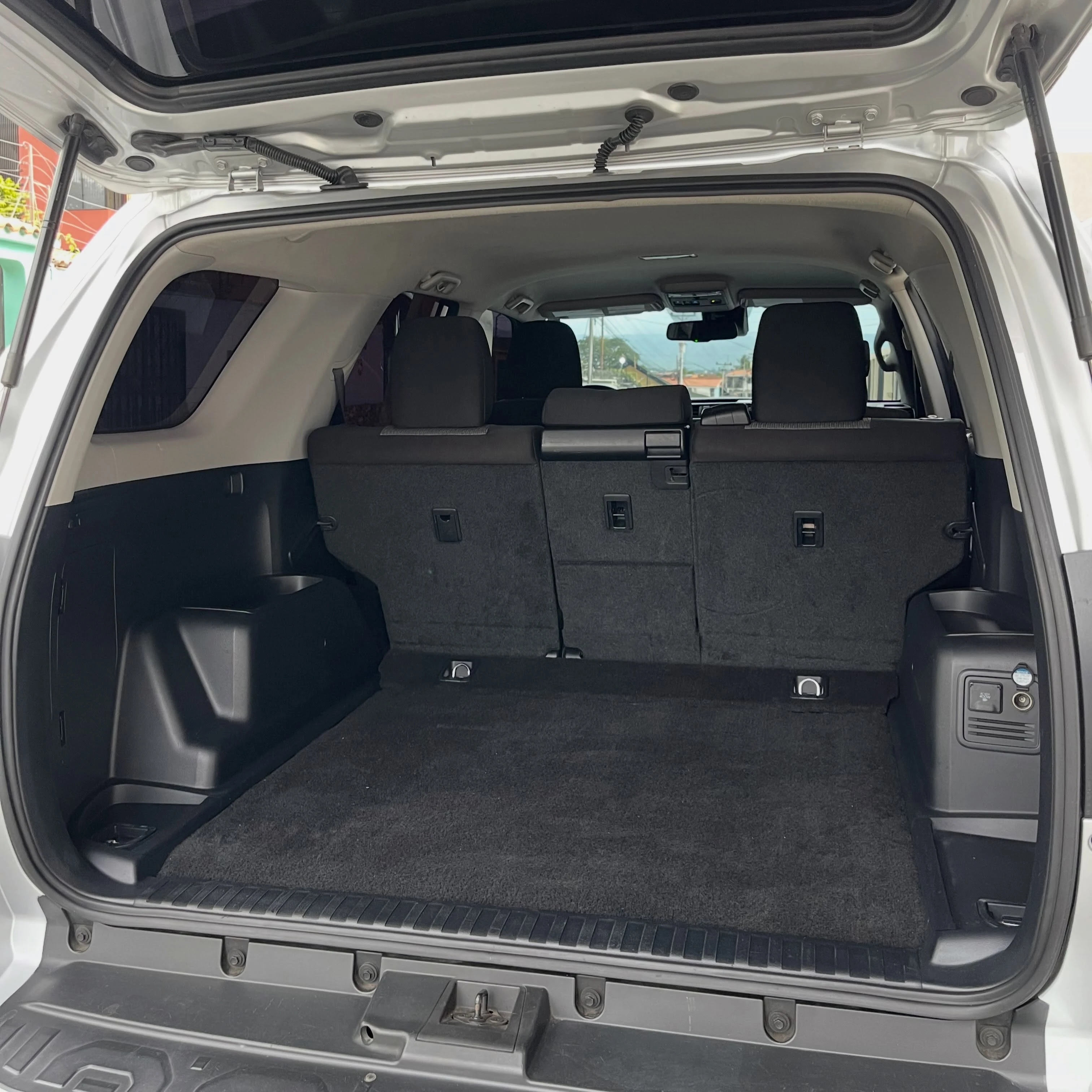 2021 Toyota 4Runner Sr5 — foto 6