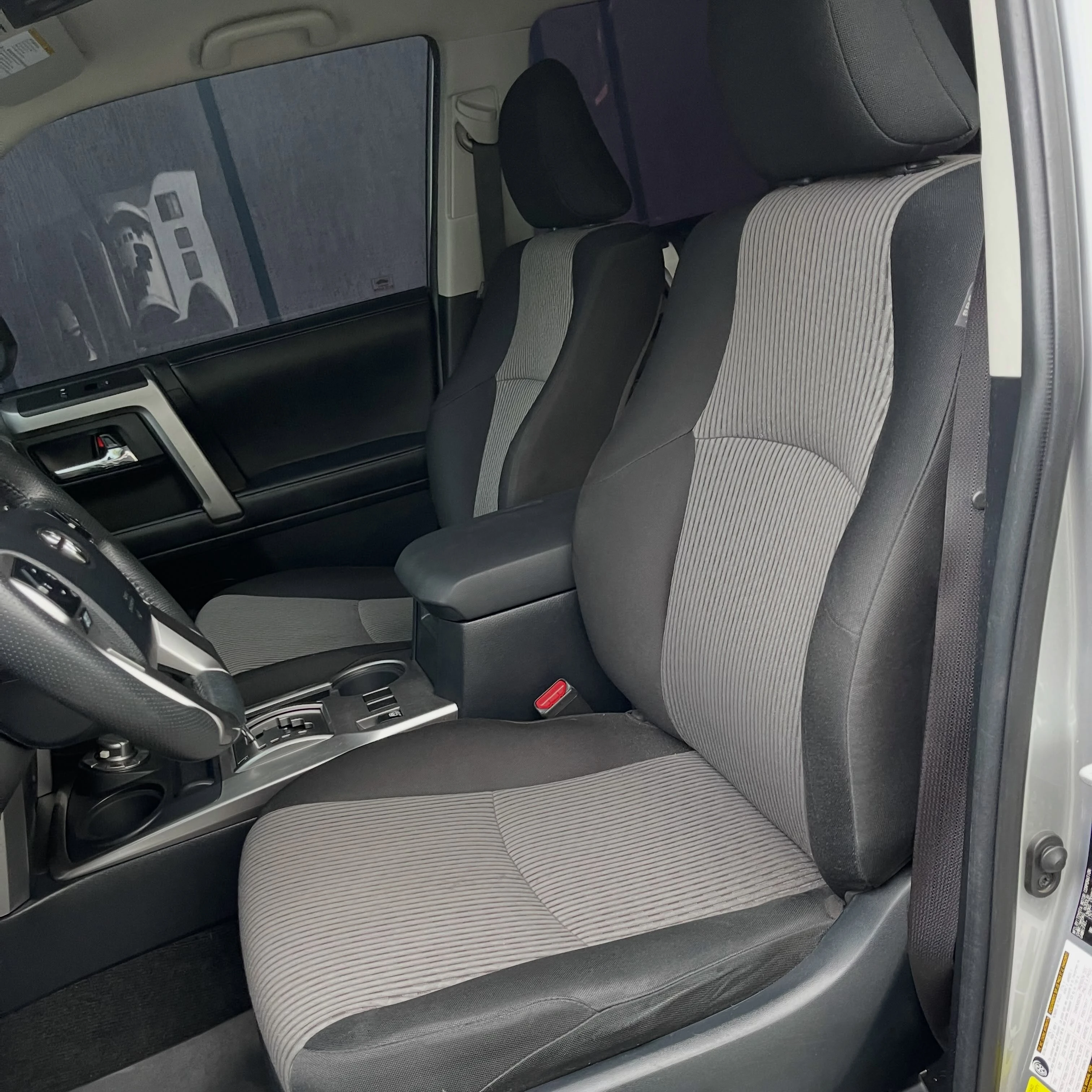 2021 Toyota 4Runner Sr5 — foto 10