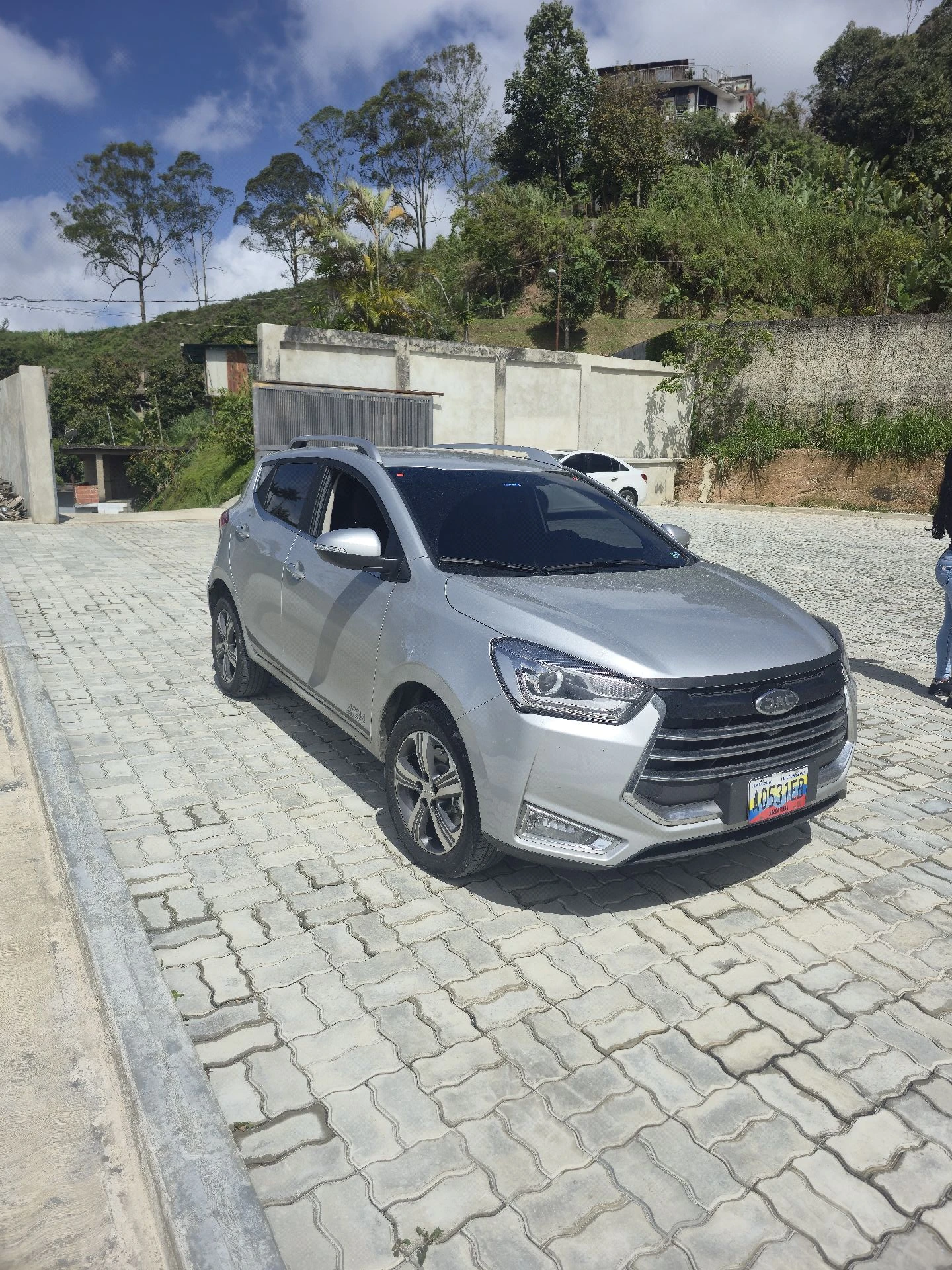 2026 JAC JS2