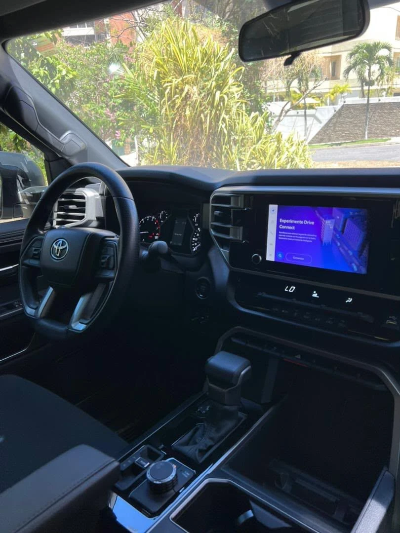 2025 Toyota Pick-Up SR5 | Tracción — foto 5