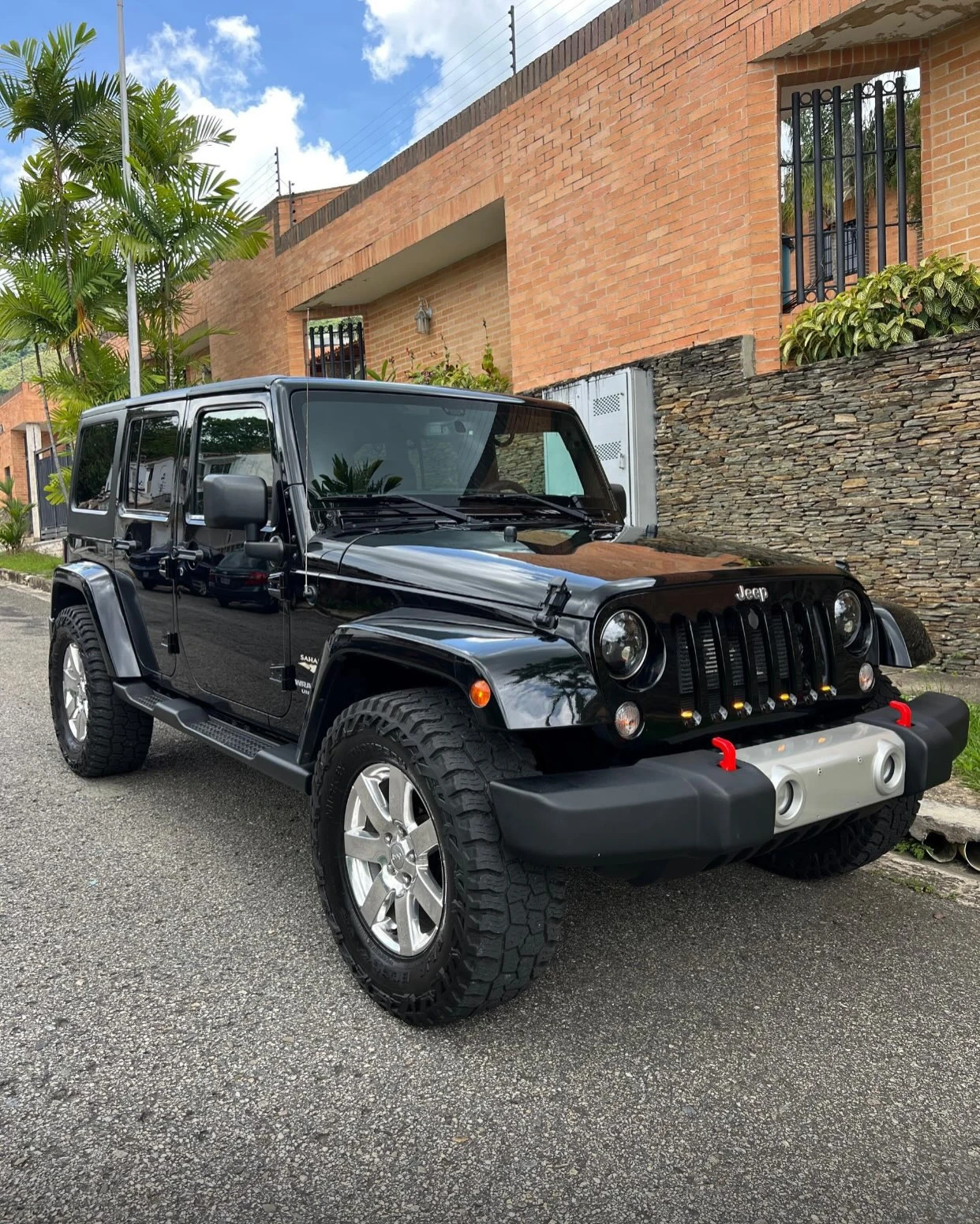 2015 Jeep Wrangler Rubicon Sahara — foto 2
