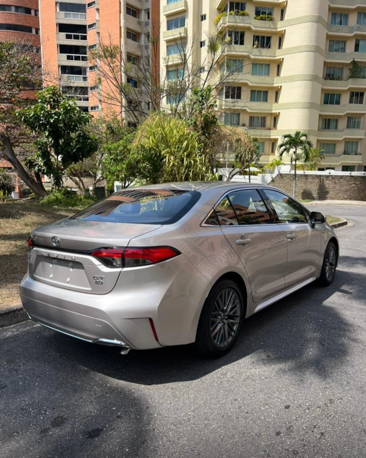 2025 Toyota Corolla GT LEVIN 2.0L — foto 4