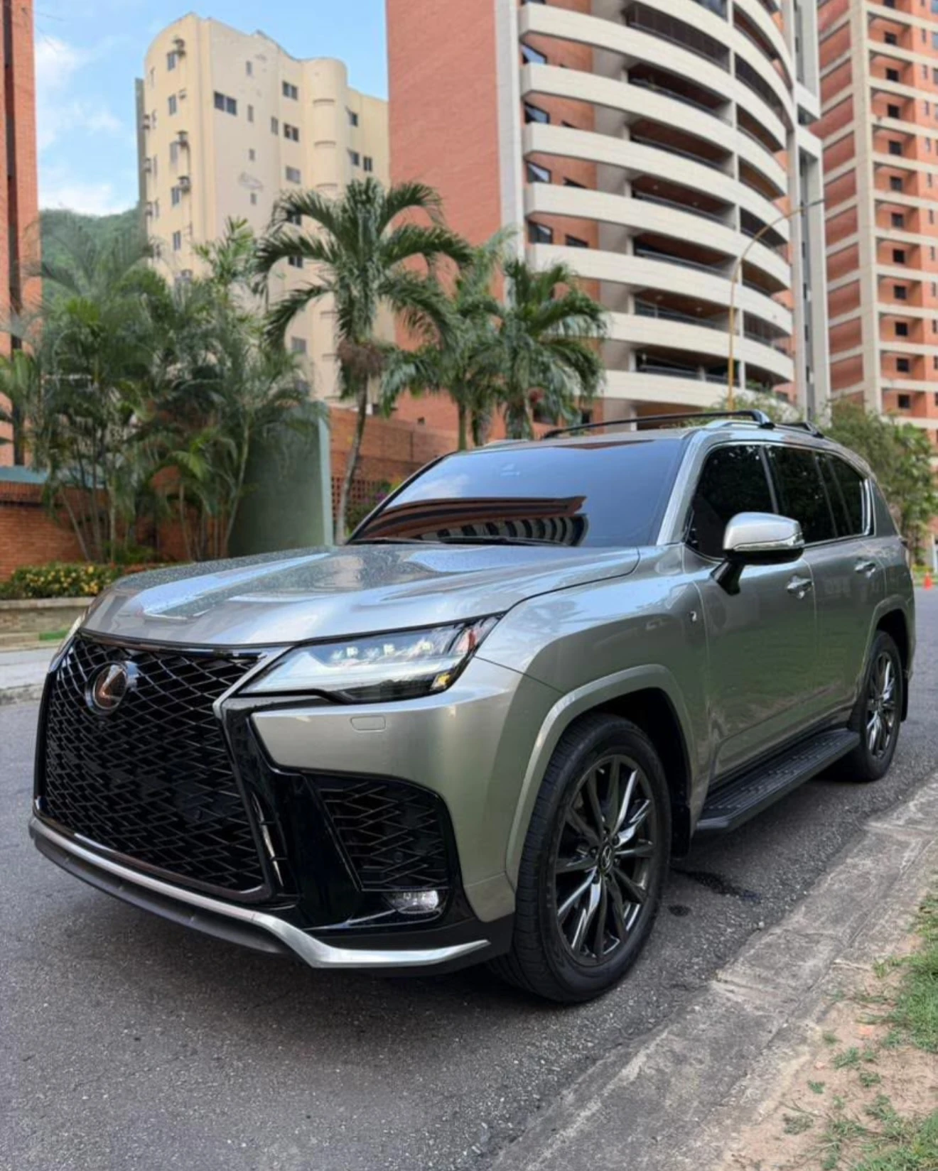 2023 Lexus LX 600