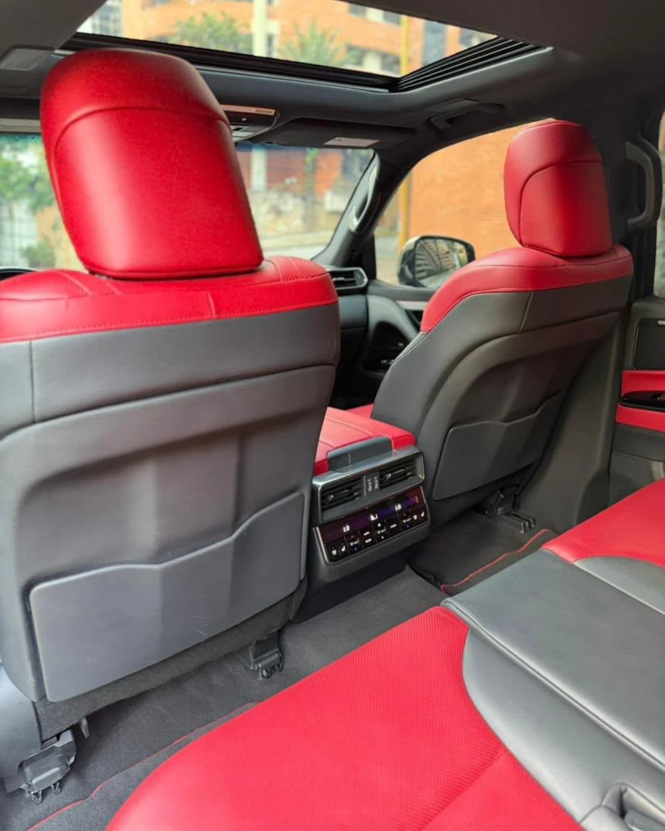 2023 Lexus LX 600 — foto 8