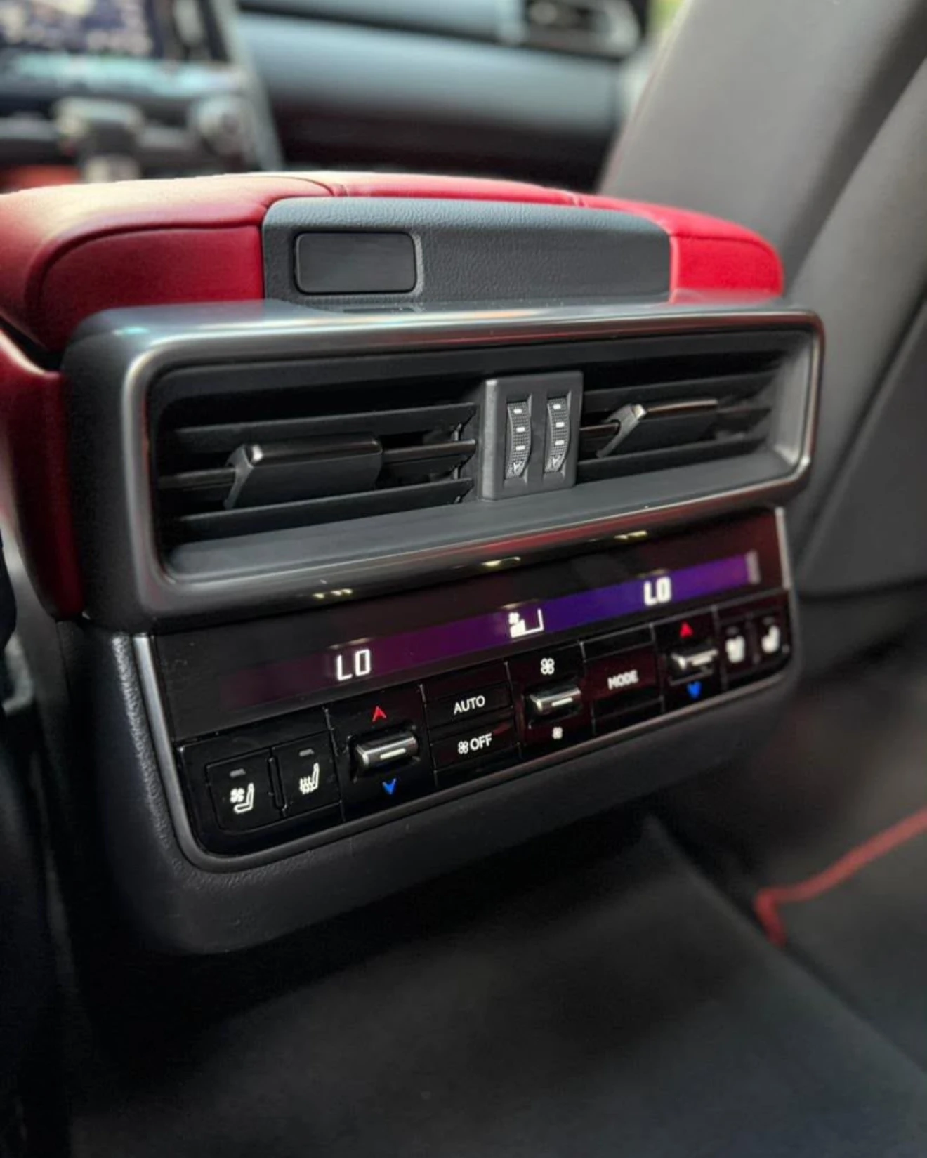 2023 Lexus LX 600 — foto 9