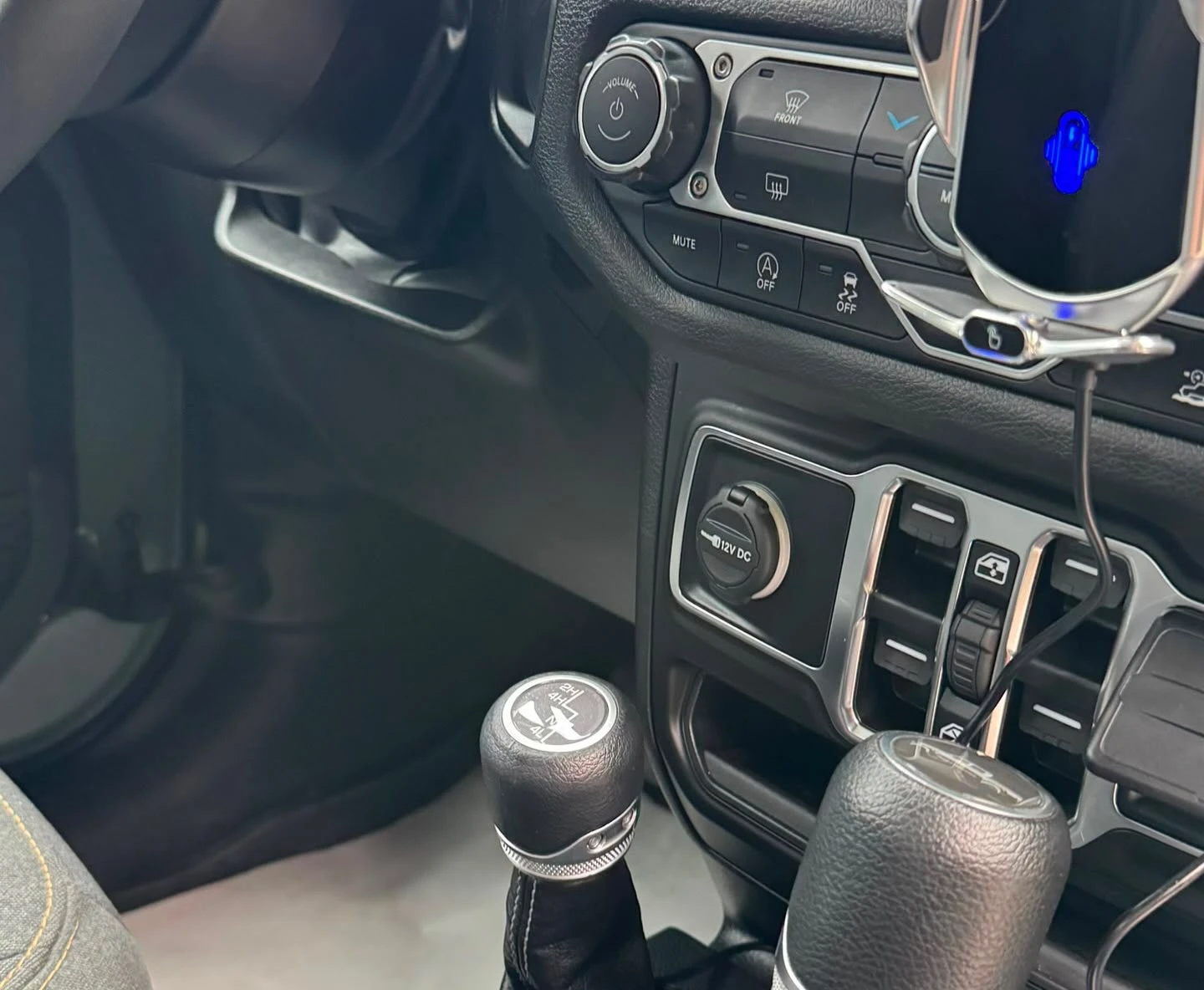 2025 Jeep Gladiator Full — foto 6