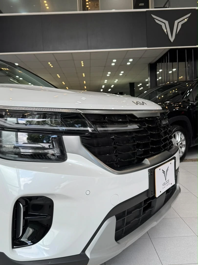 2026 Kia Seltos LUXURY — foto 4